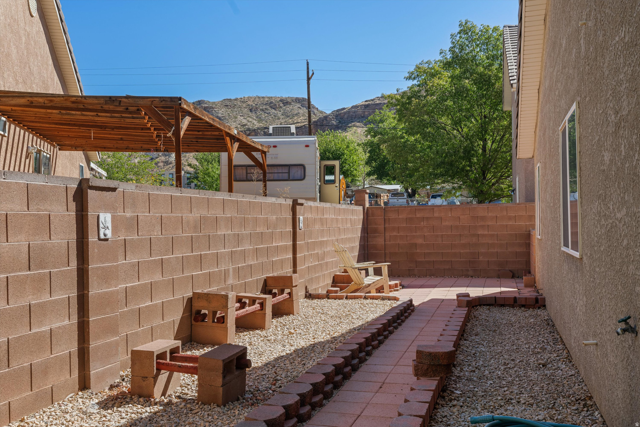 main property photo 19