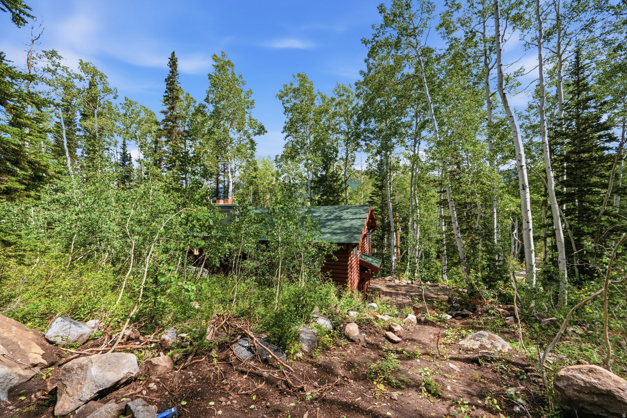 main property photo 18