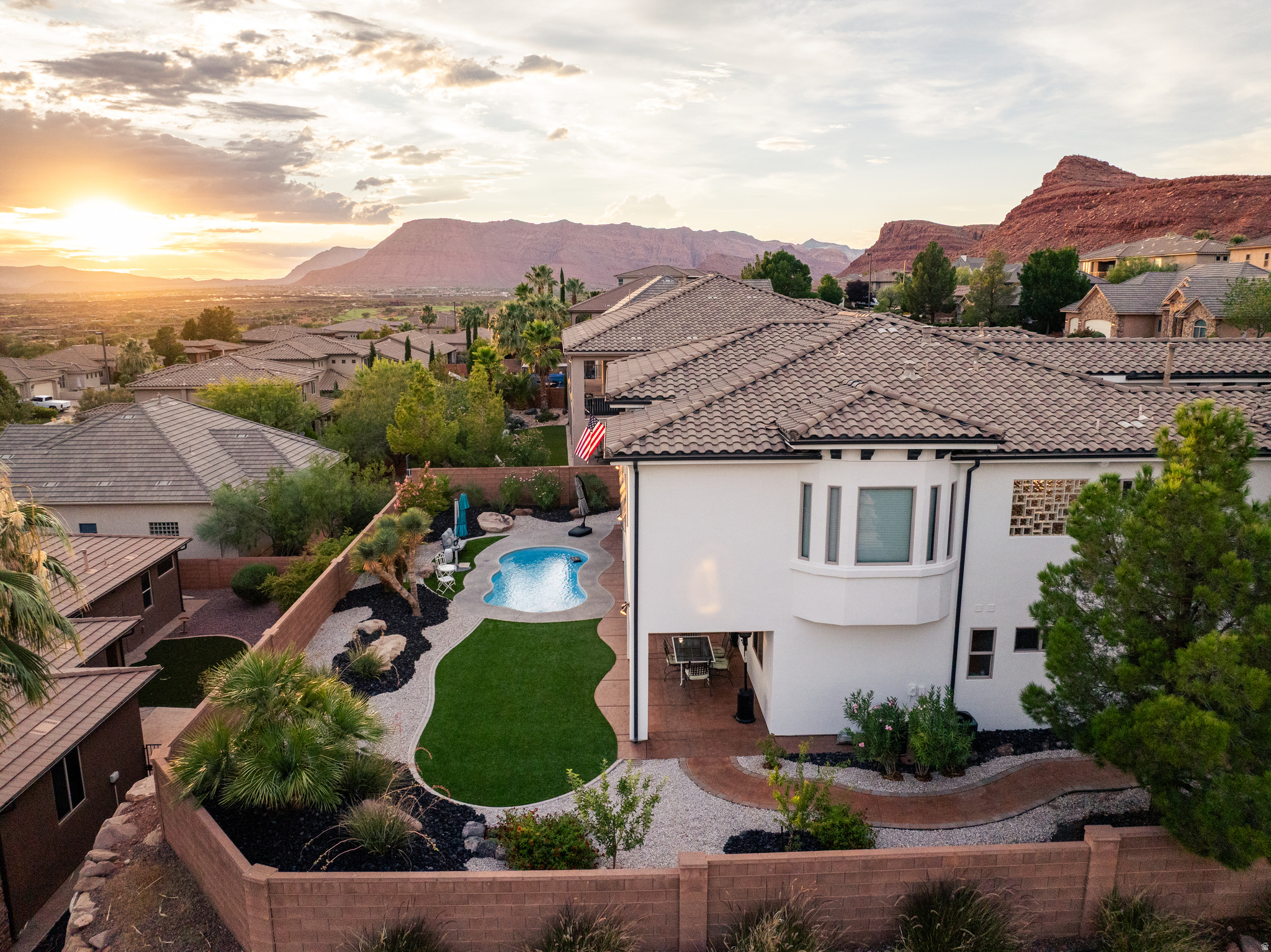 main property photo 42