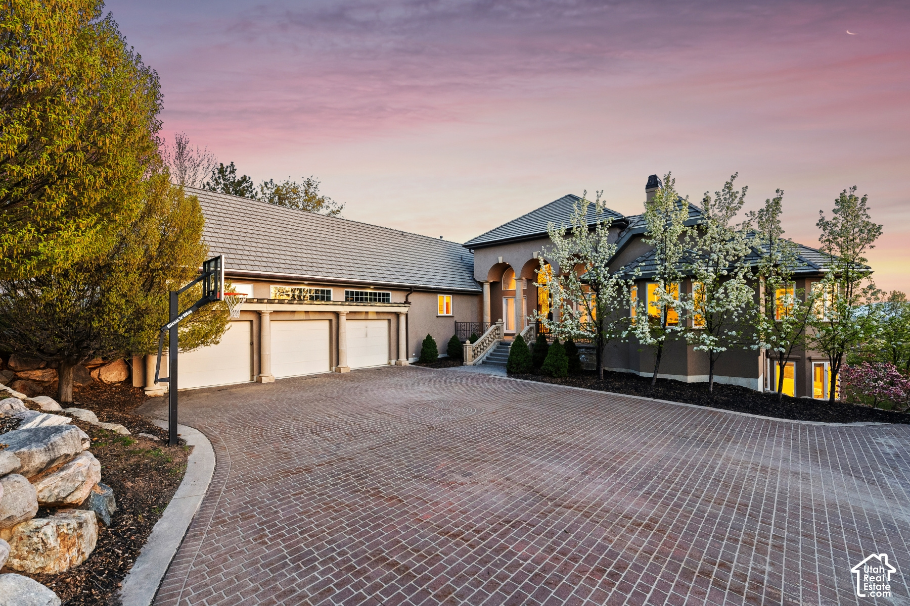 main property photo 129