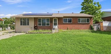 image of property with 5 Bed | 2 Bath | 2,800 Sqft