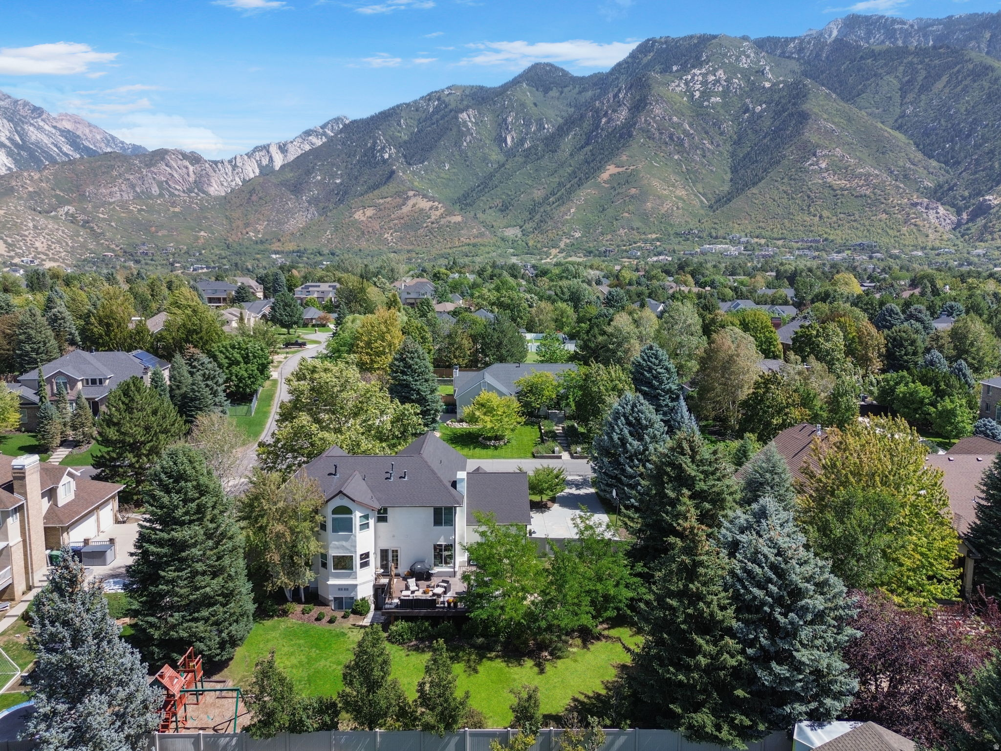 main property photo 75