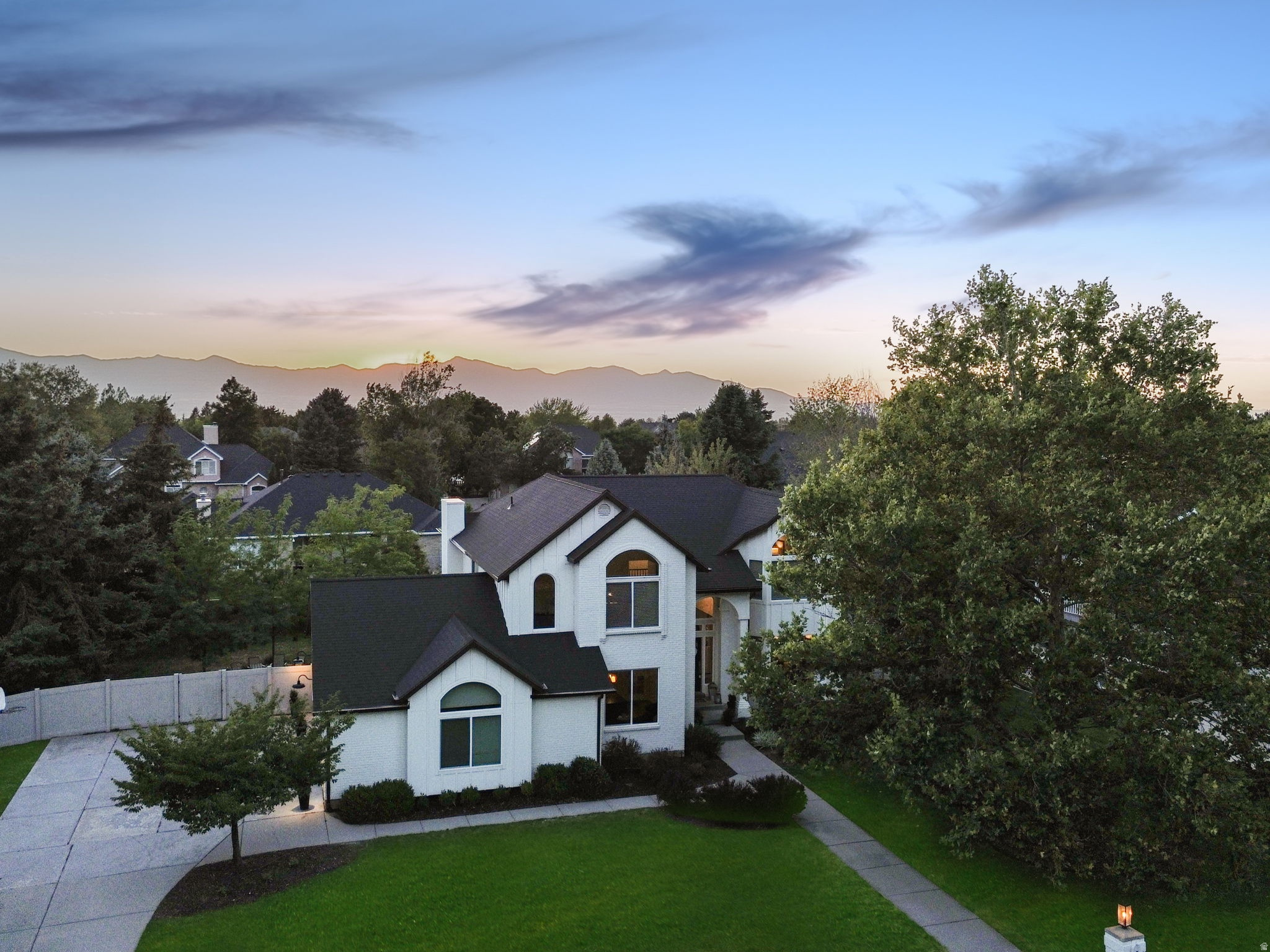 main property photo 77
