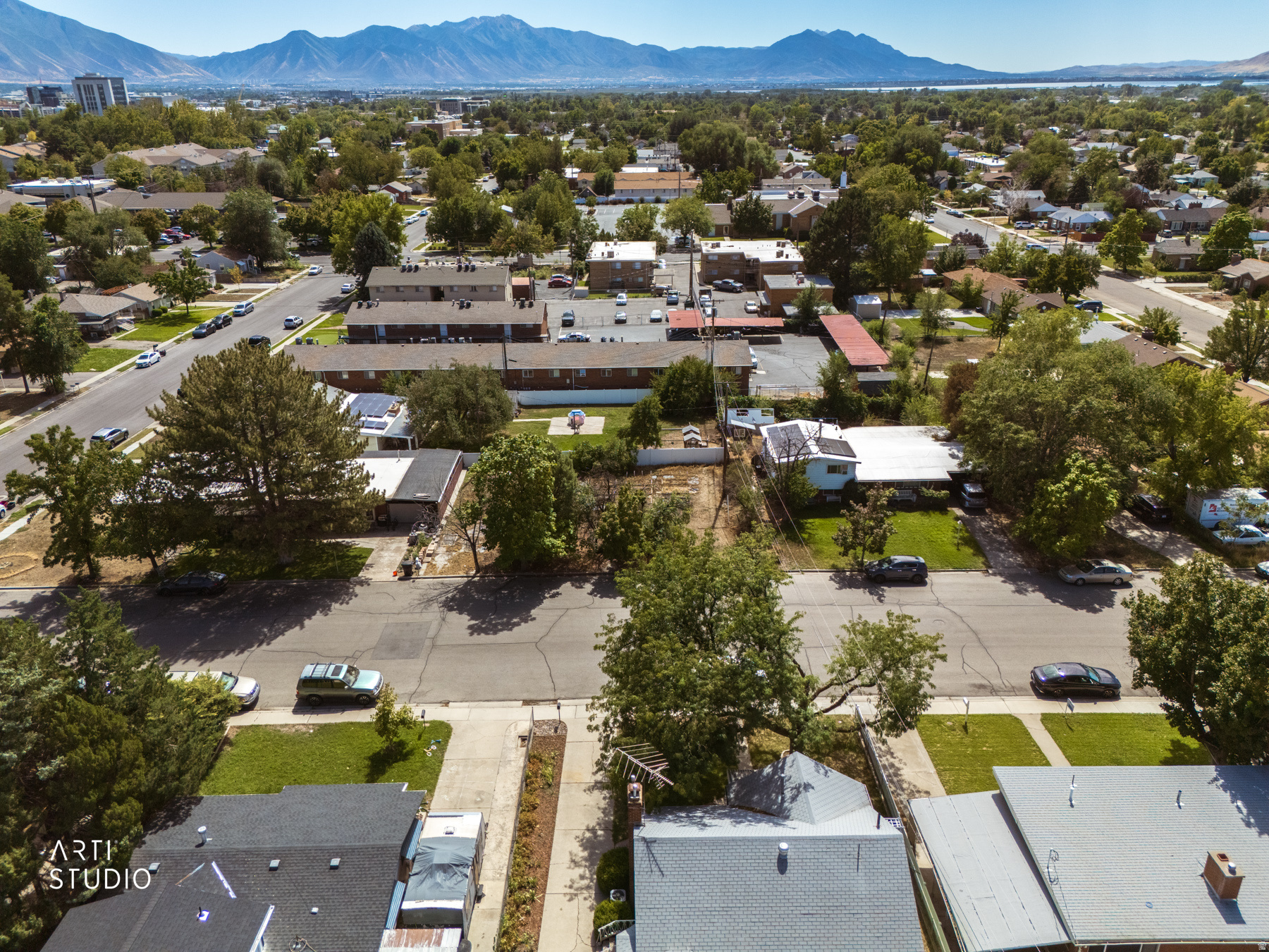 main property photo 14