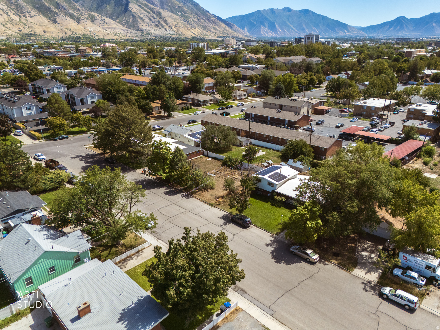 main property photo 15