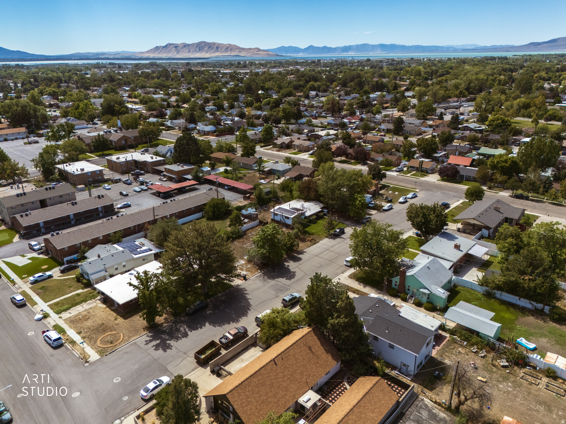 main property photo 19