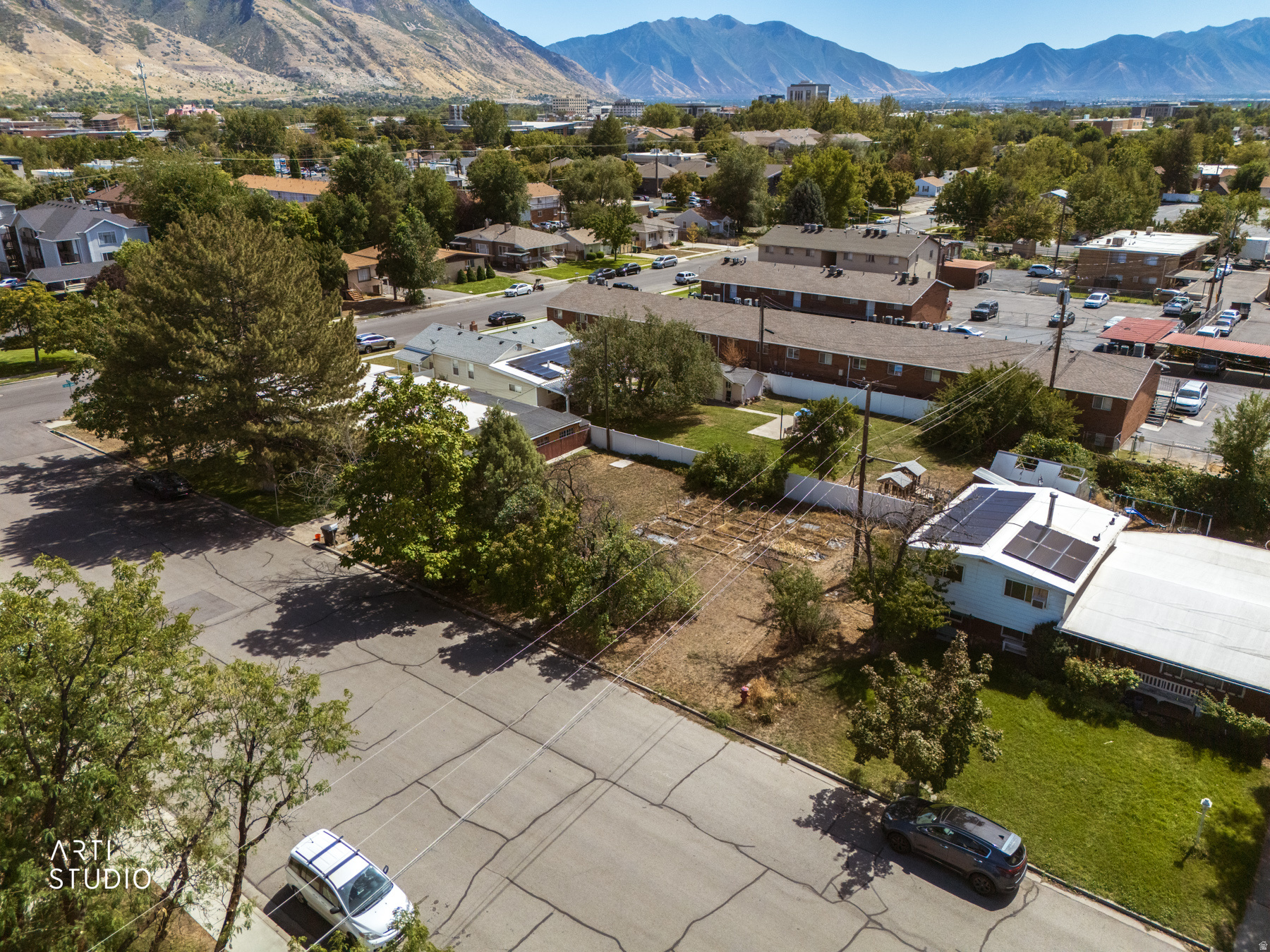 main property photo 8