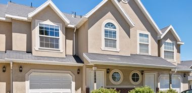 image of property with 3 Bed | 3 Bath | 1,450 Sqft