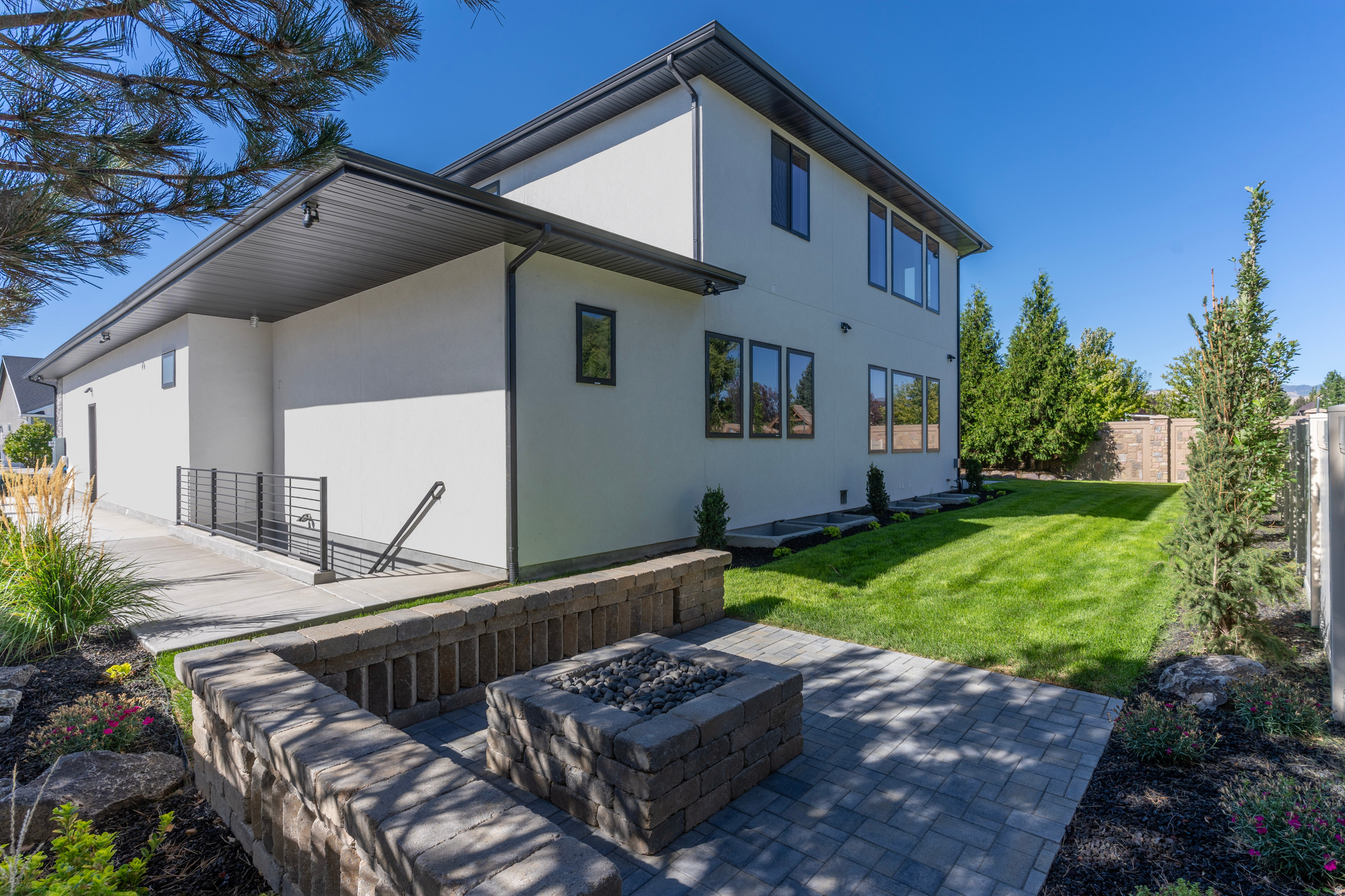 main property photo 65