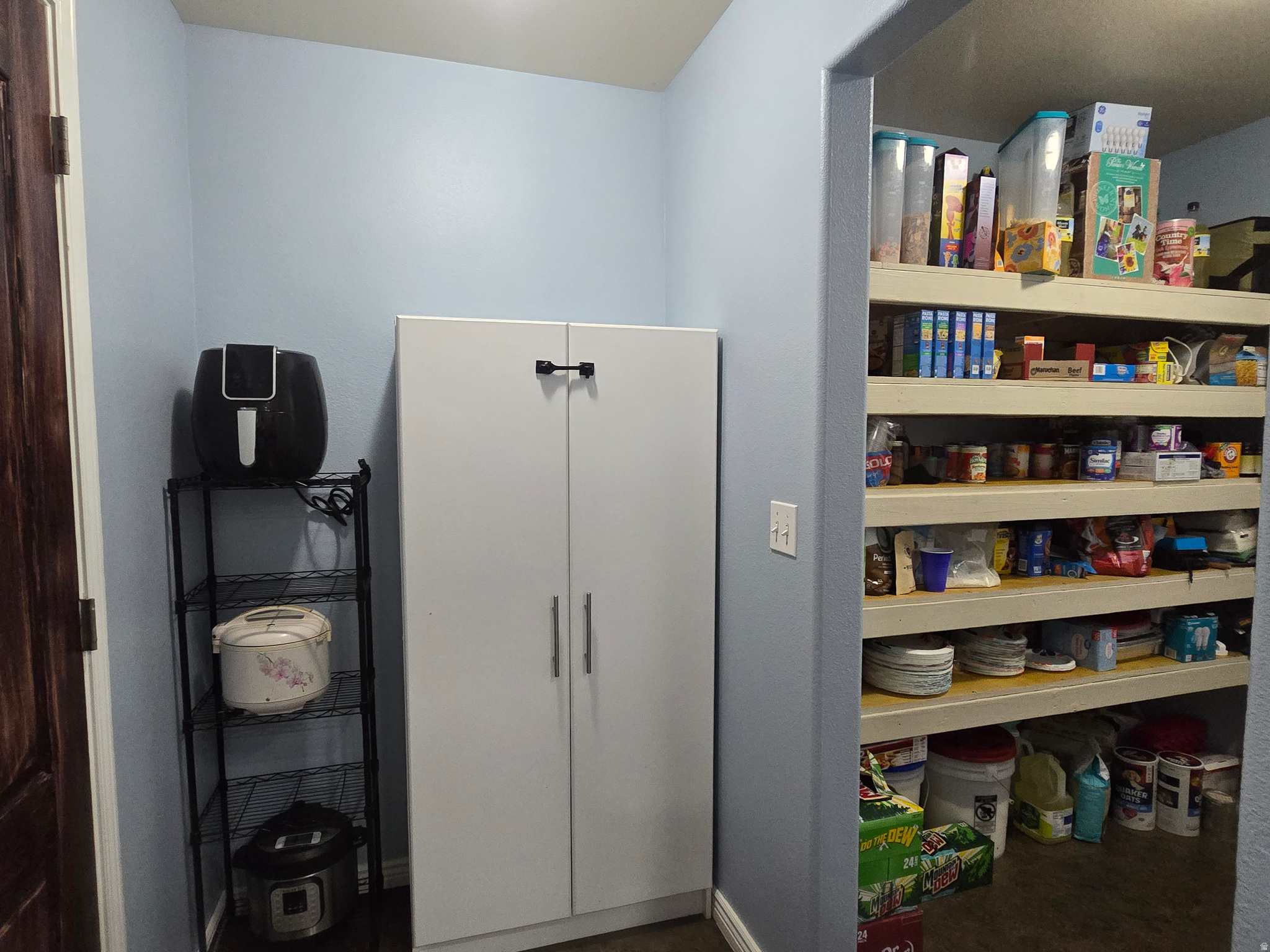 main property photo 6
