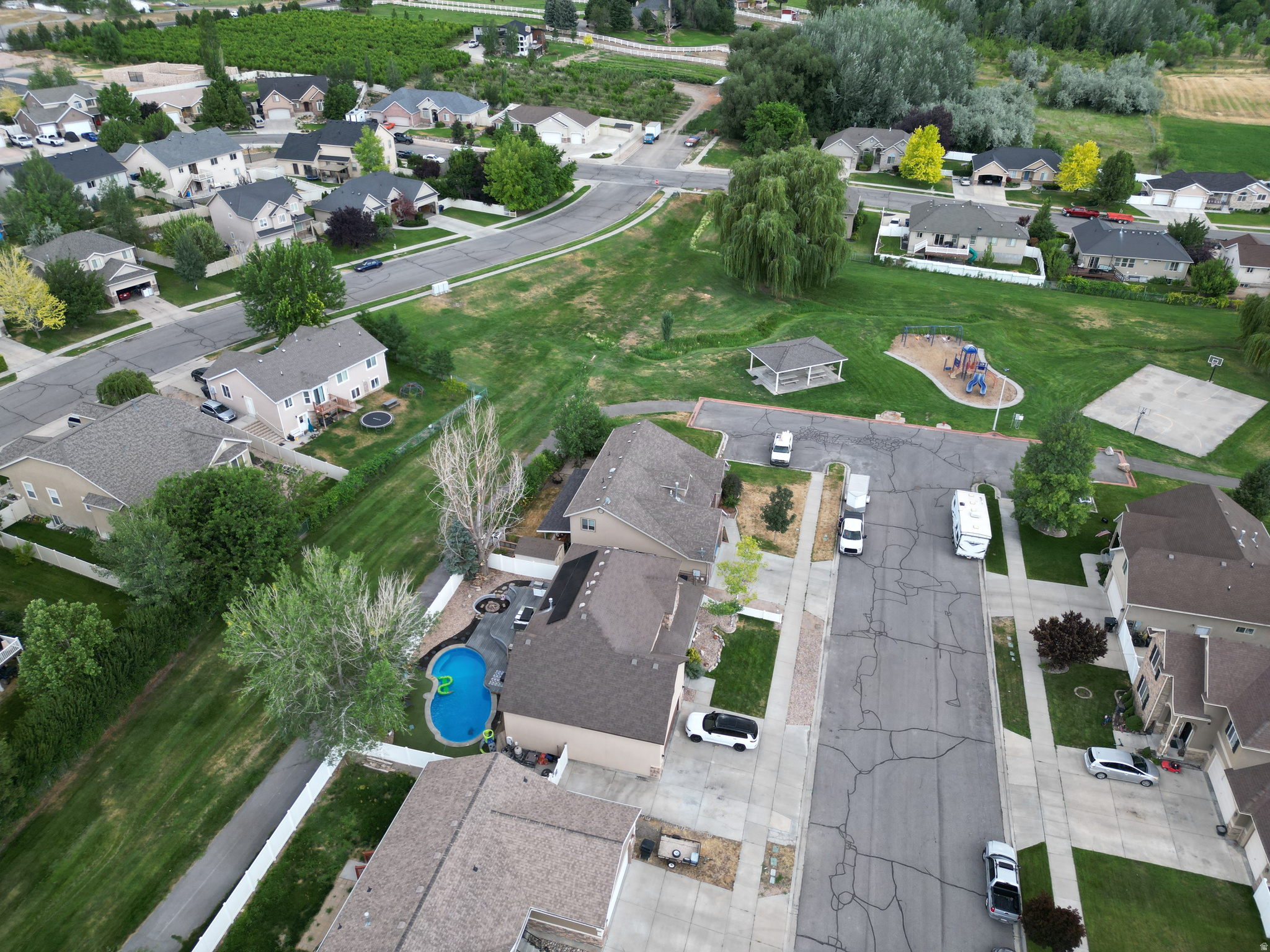 main property photo 24