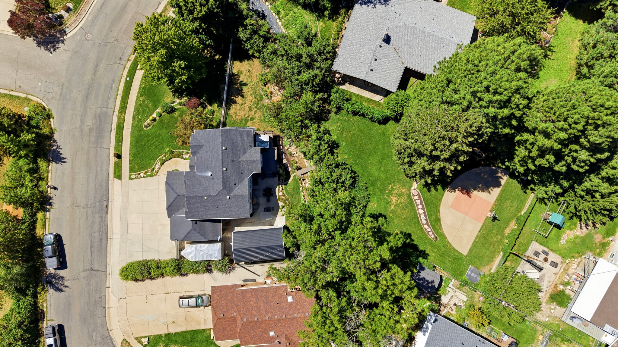 main property photo 59