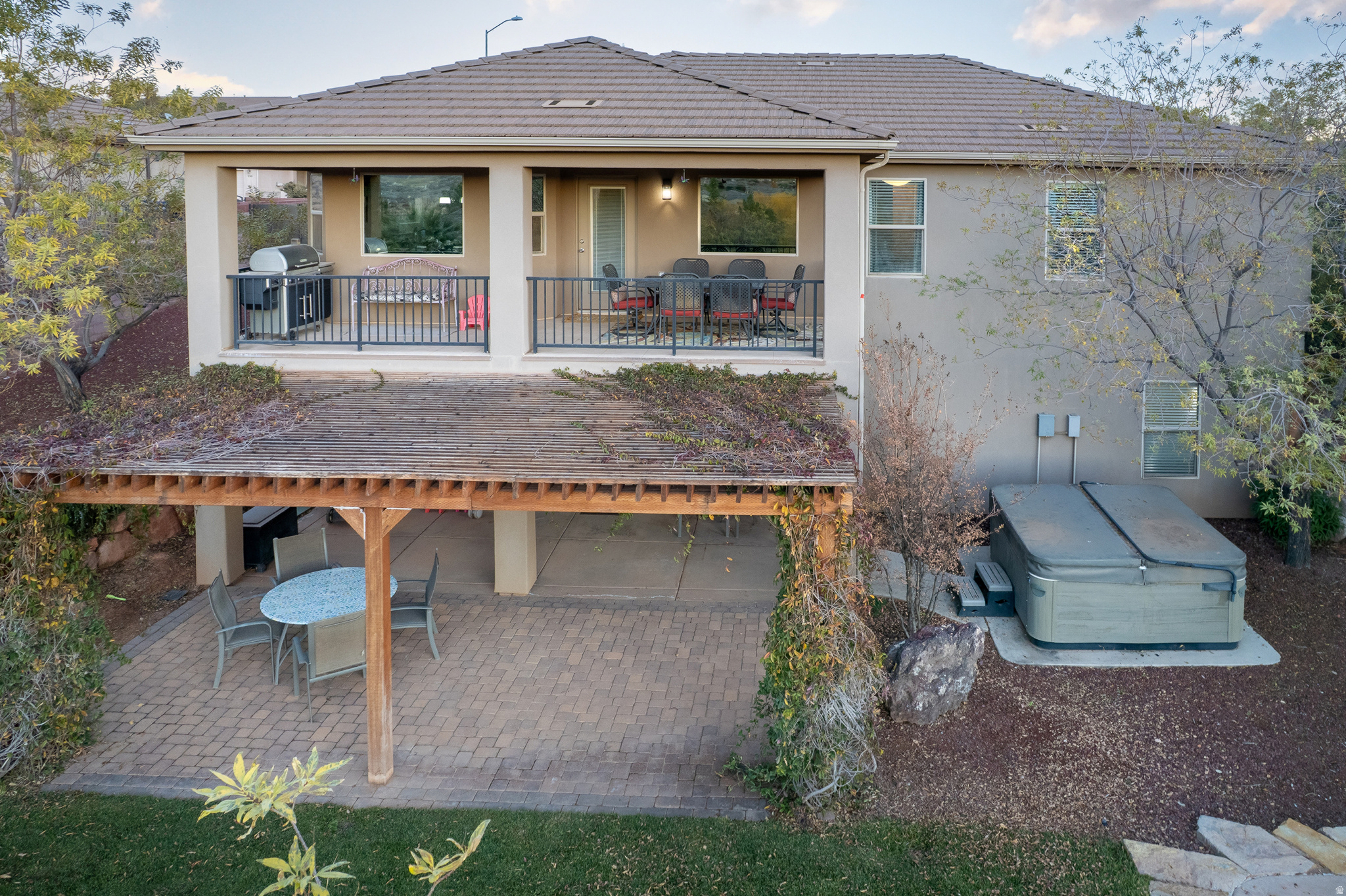 main property photo 24