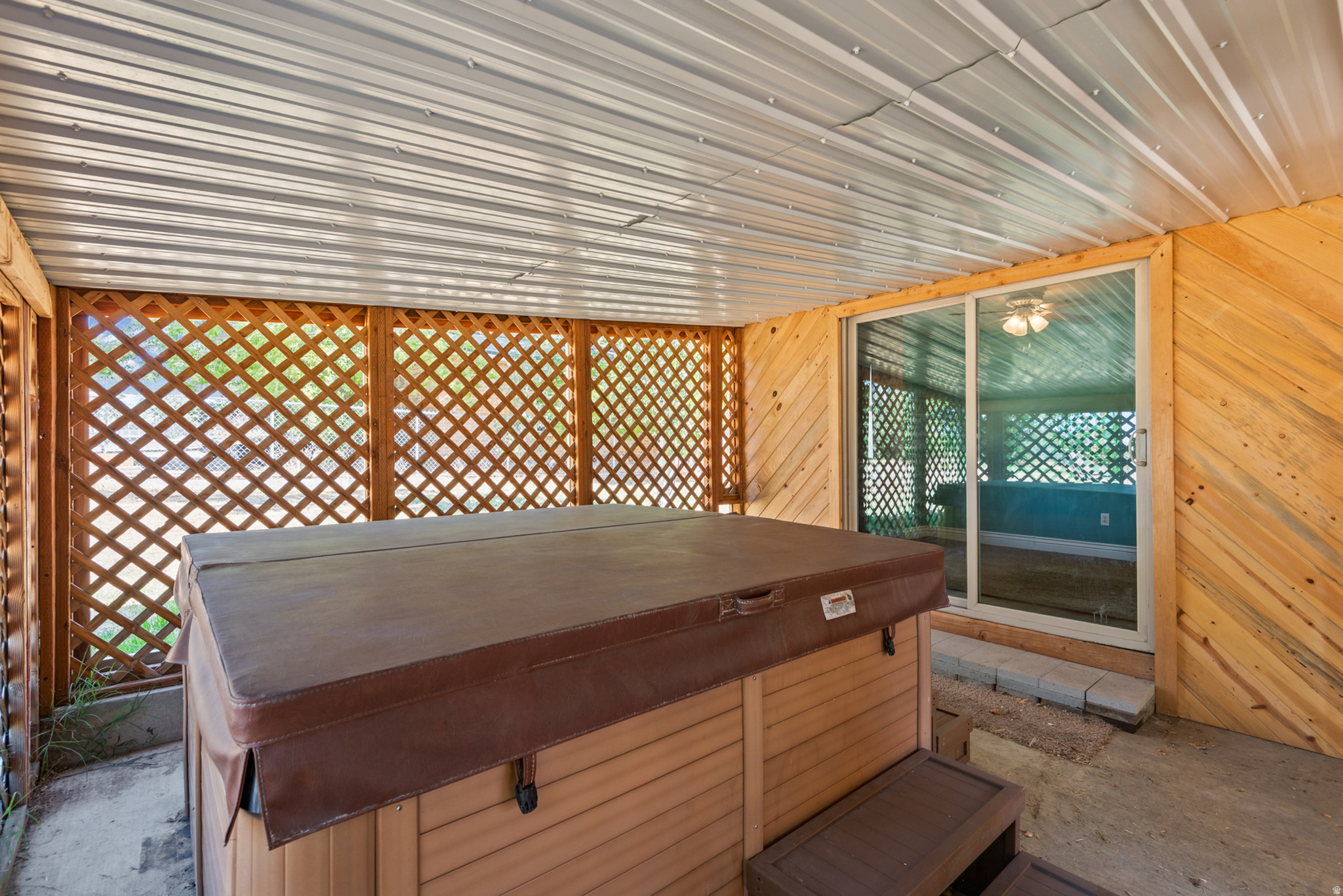 main property photo 26