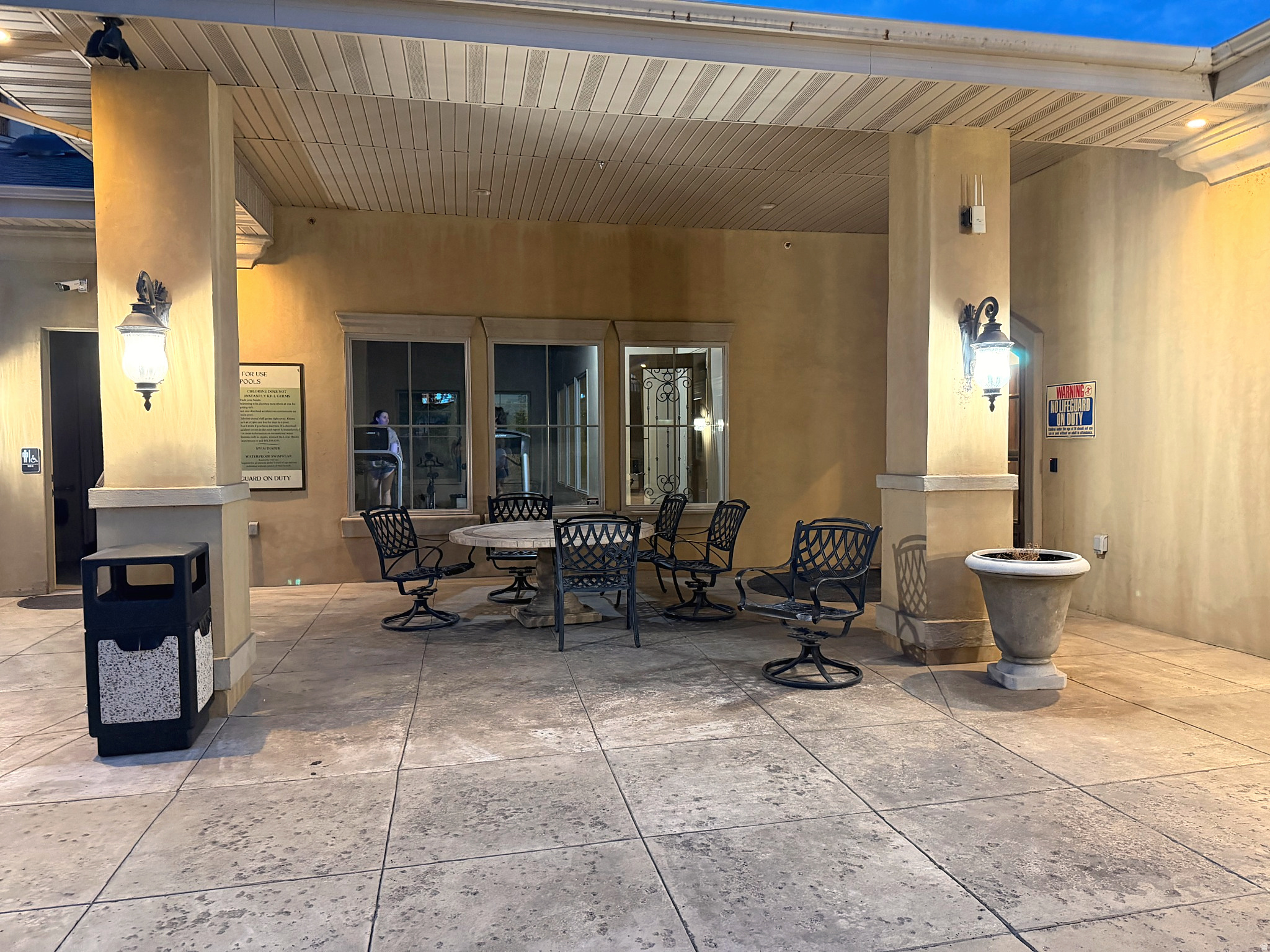 main property photo 30