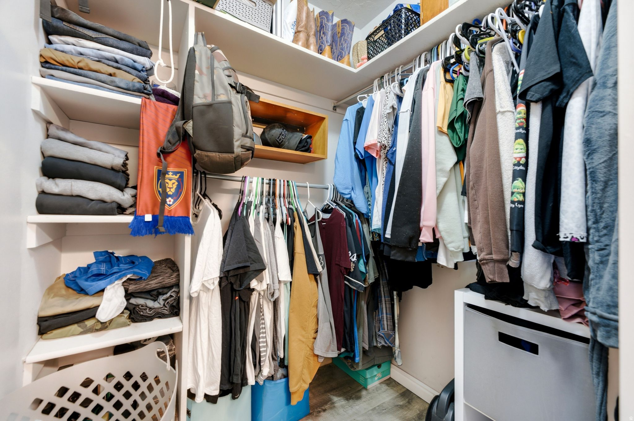main property photo 25