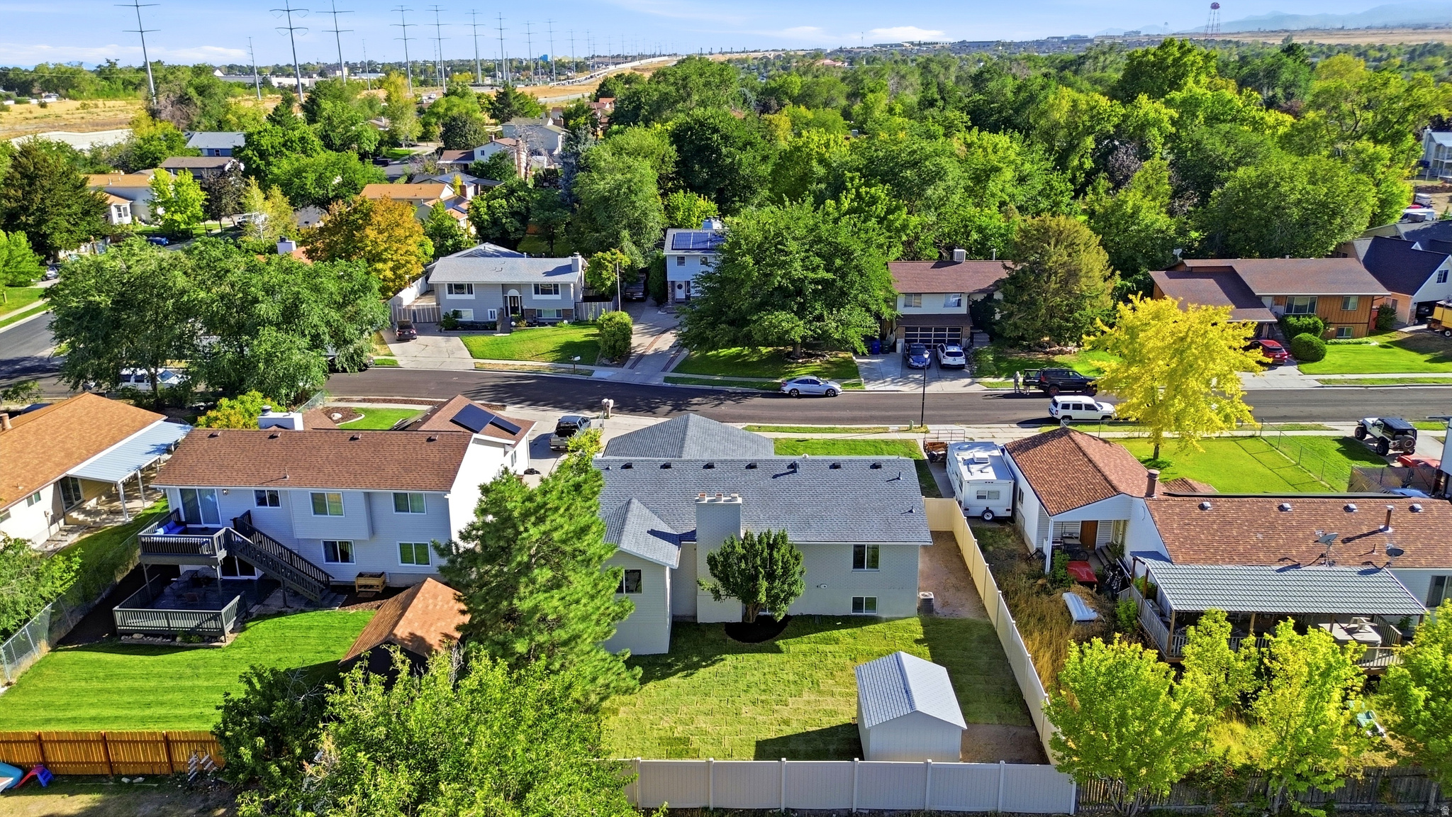main property photo 45