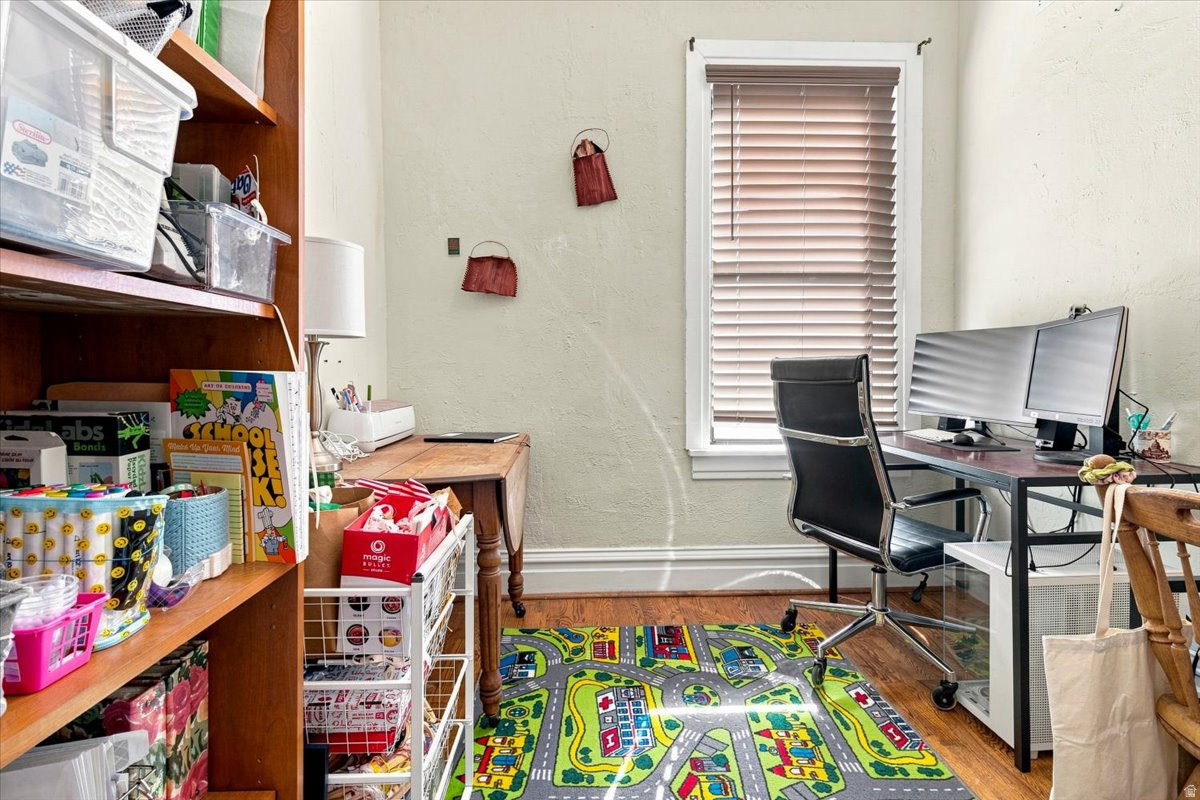 main property photo 12