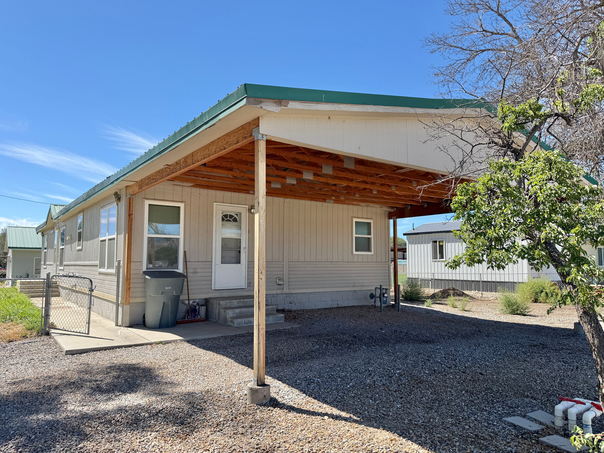 main property photo 24