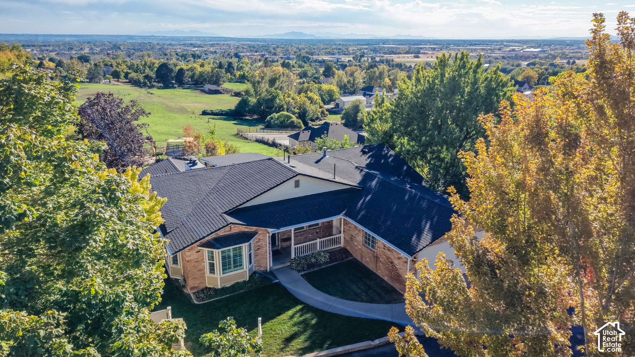 main property photo 44