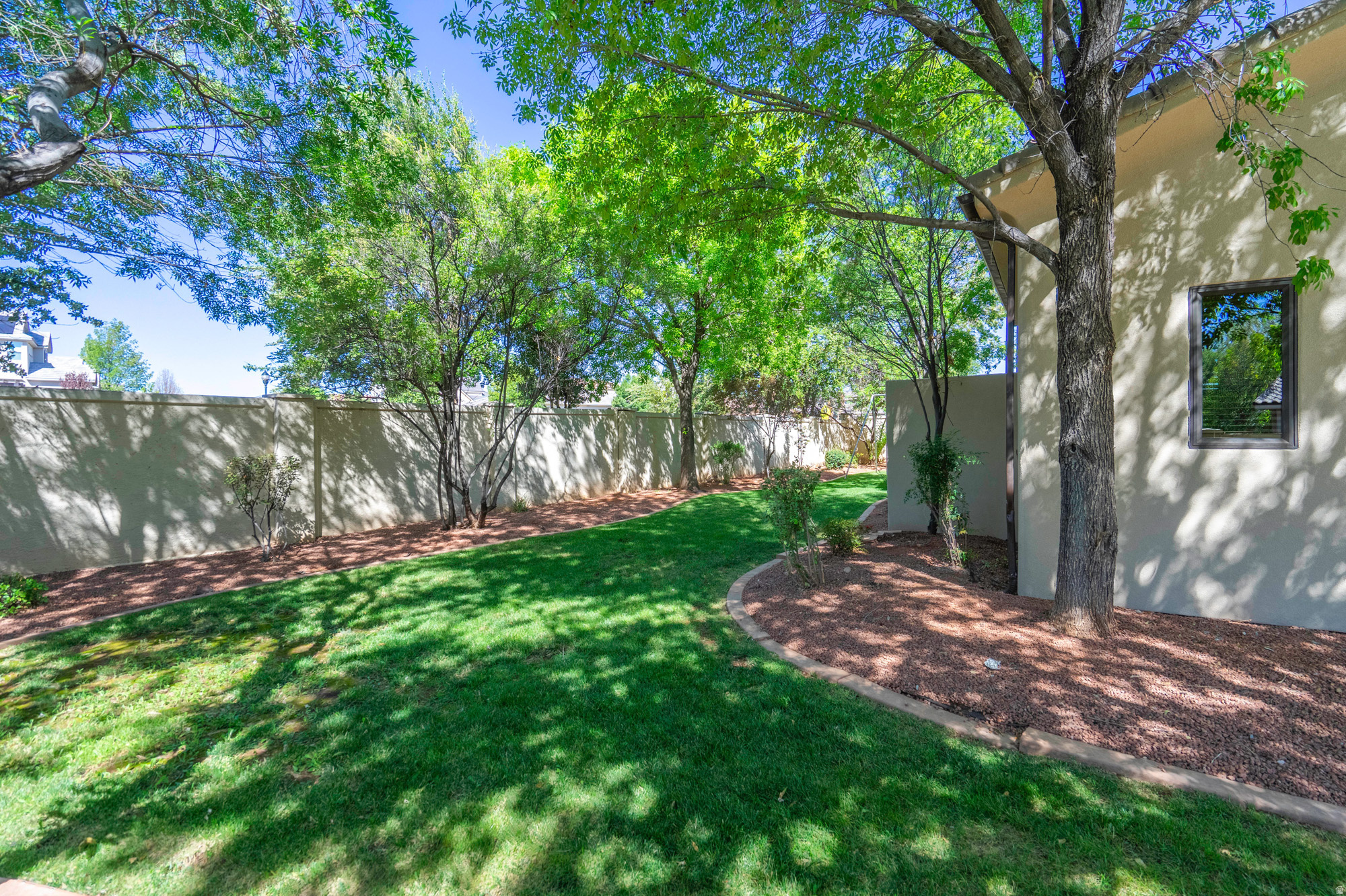 main property photo 120