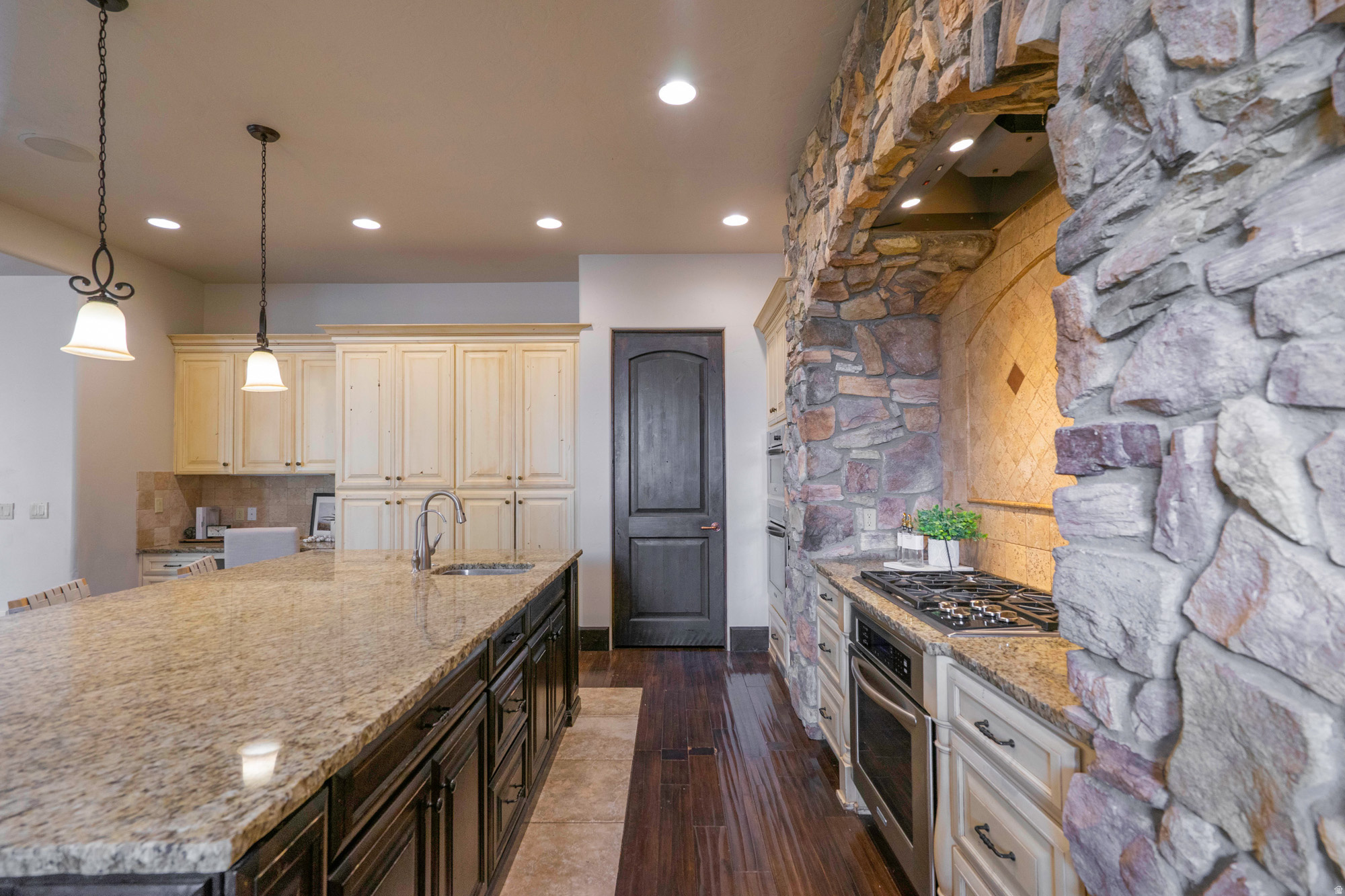 main property photo 63