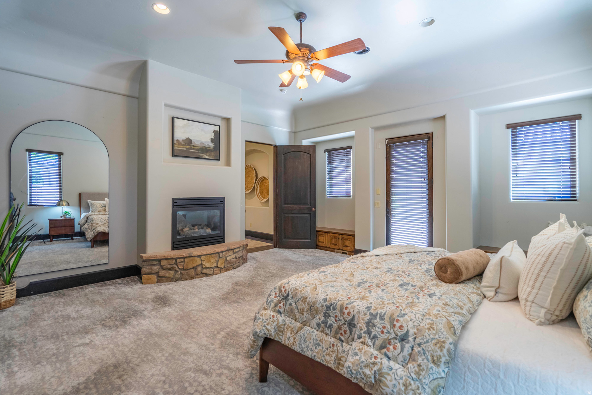 main property photo 74