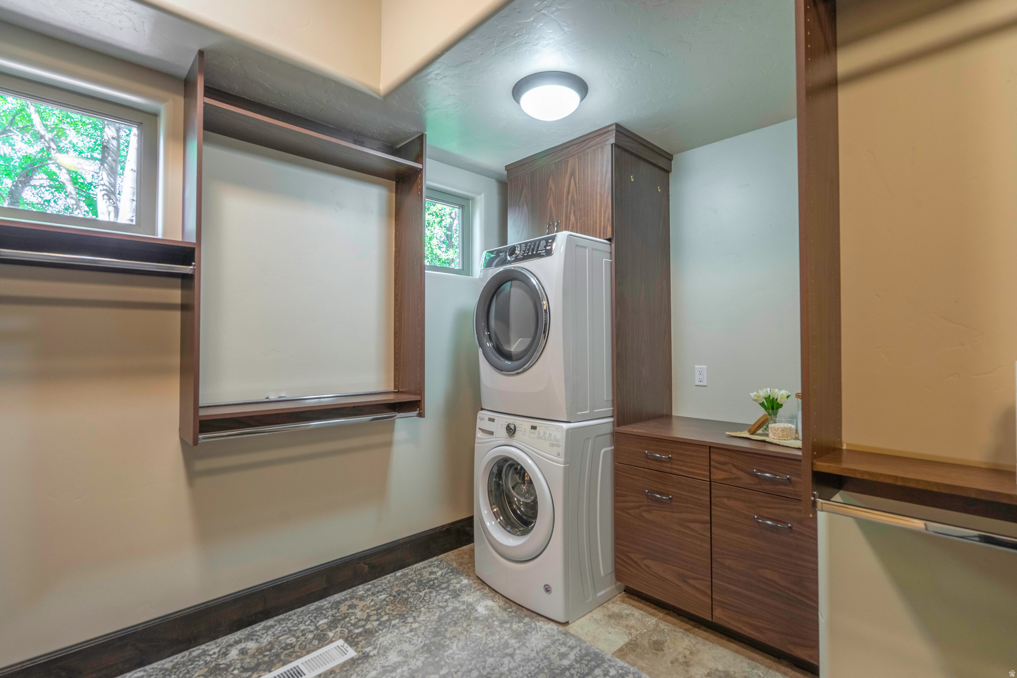 main property photo 87