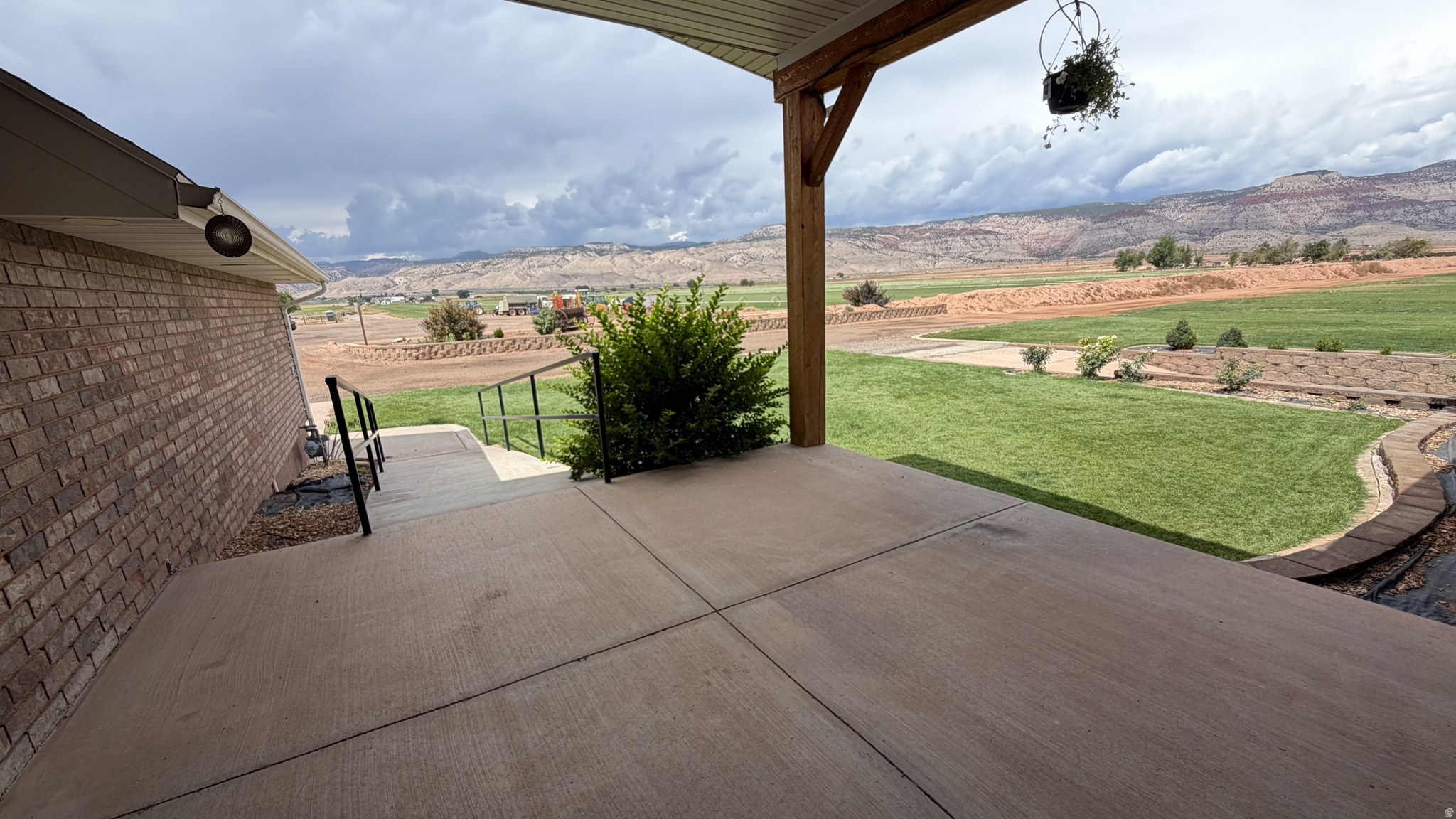 main property photo 29