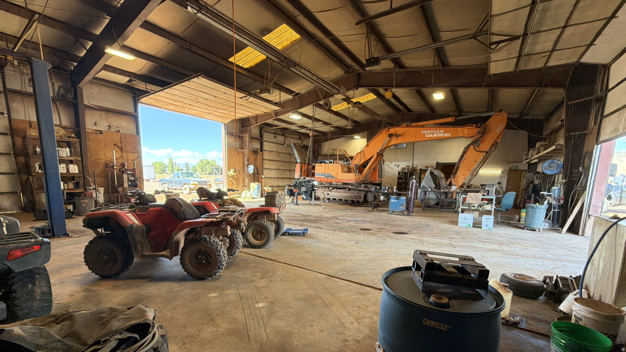 main property photo 43