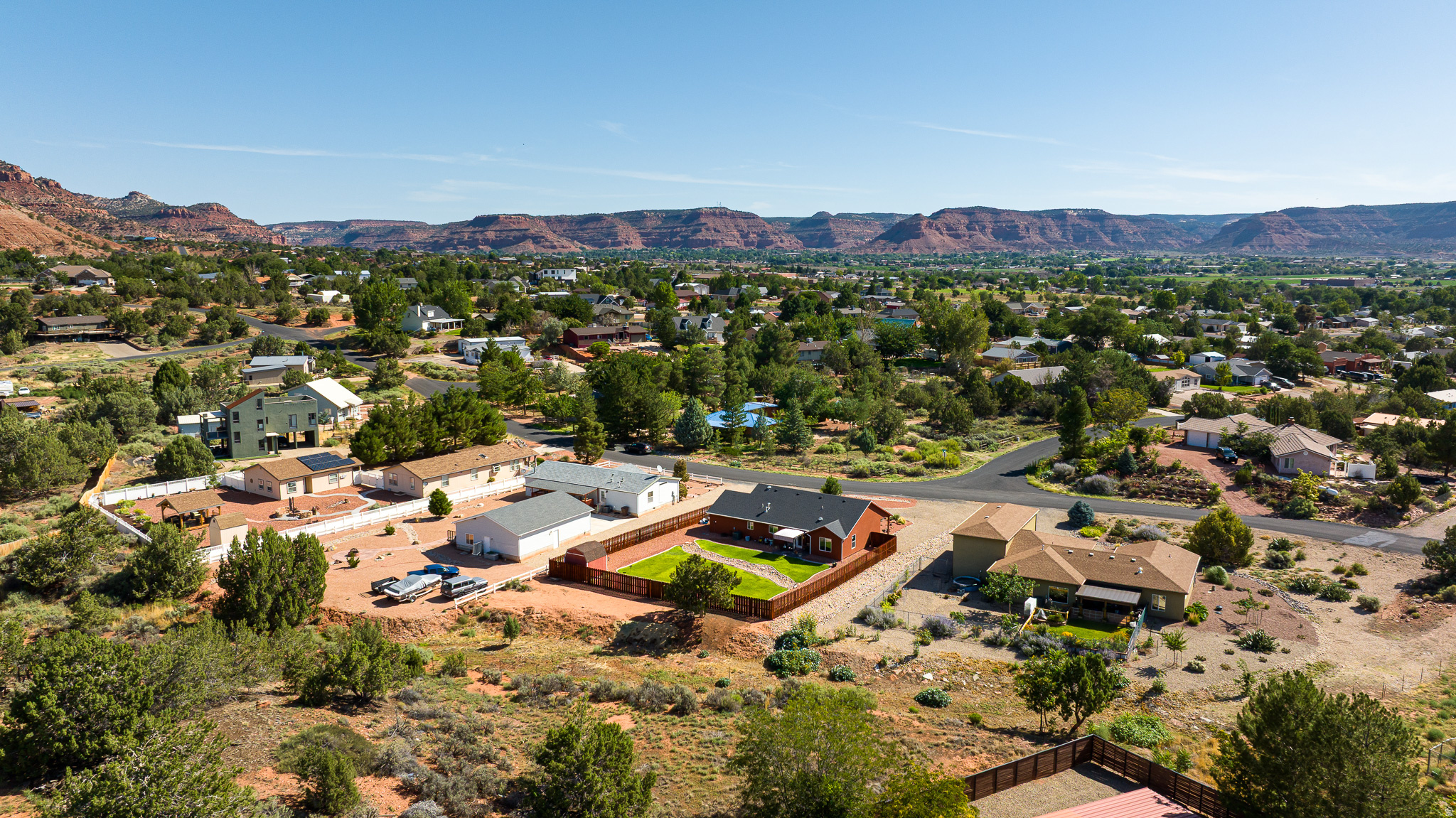 main property photo 36