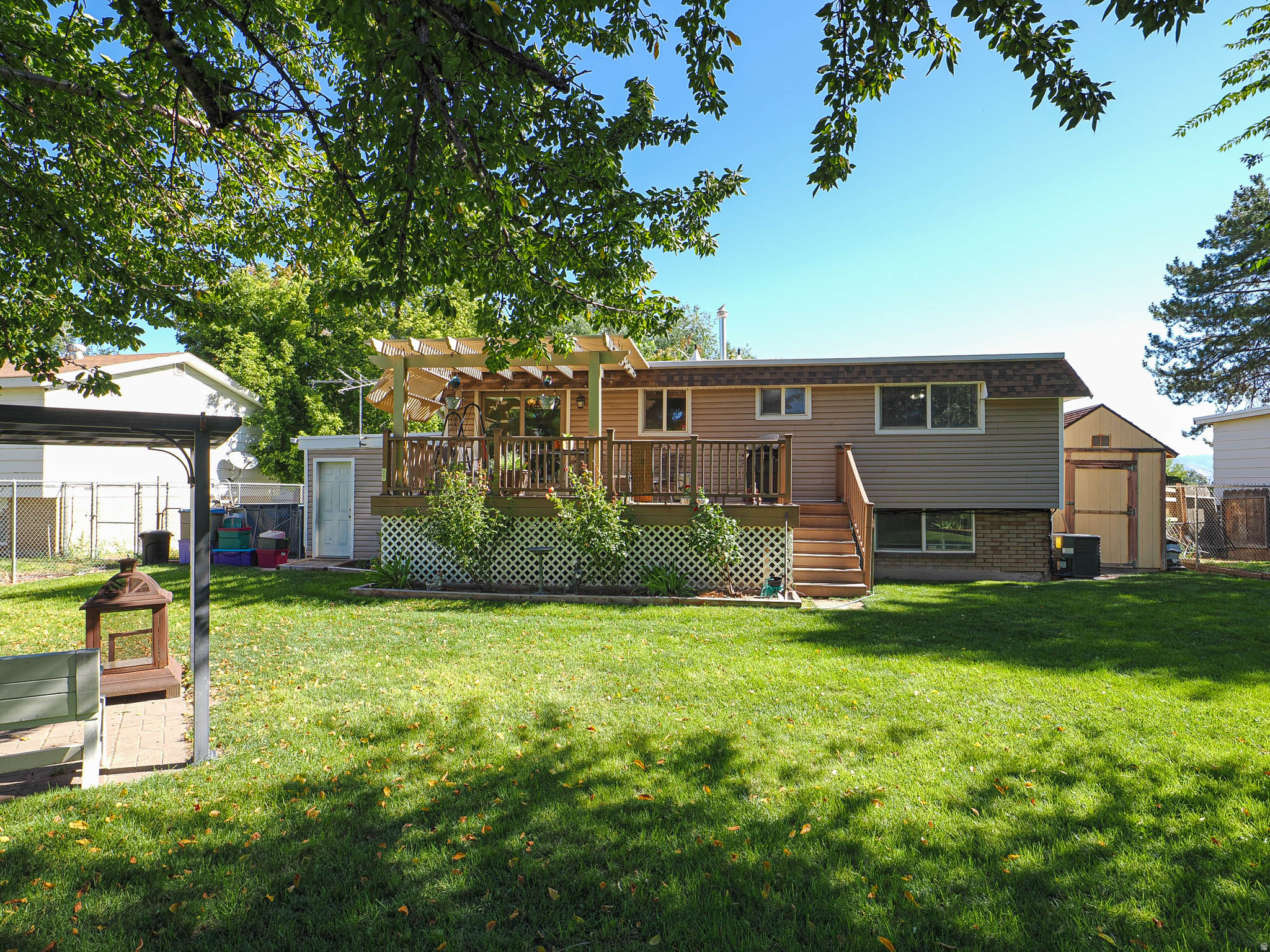 main property photo 26