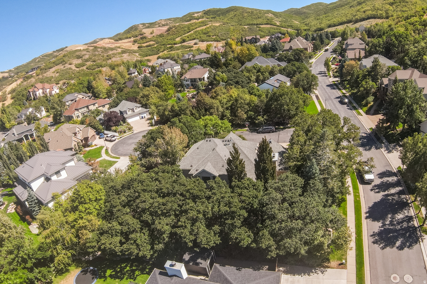 main property photo 70