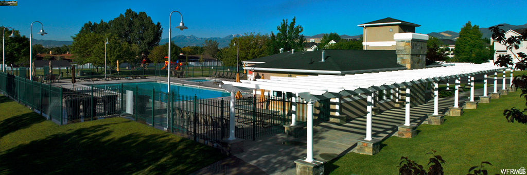 main property photo 50