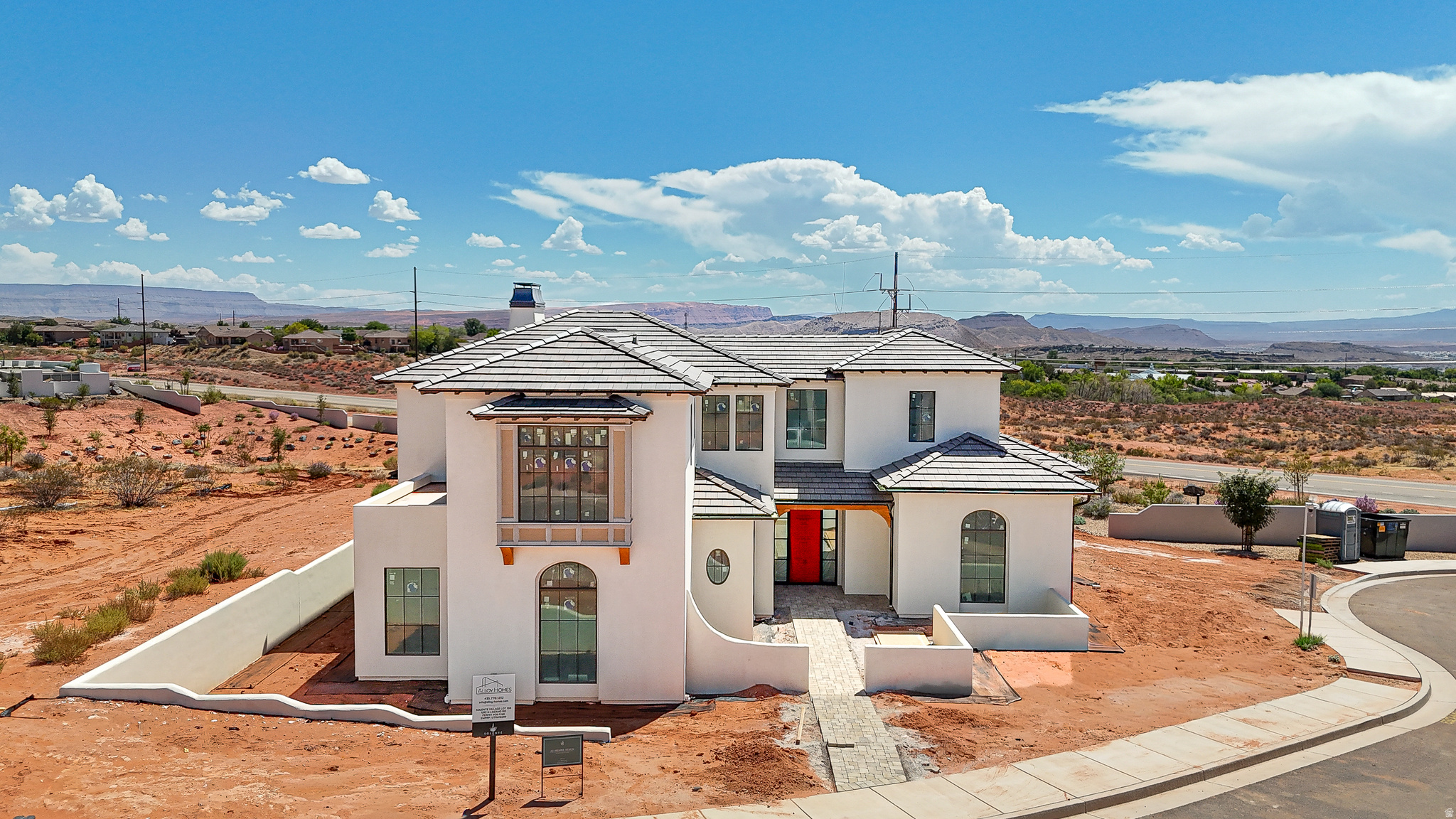 main property photo 2