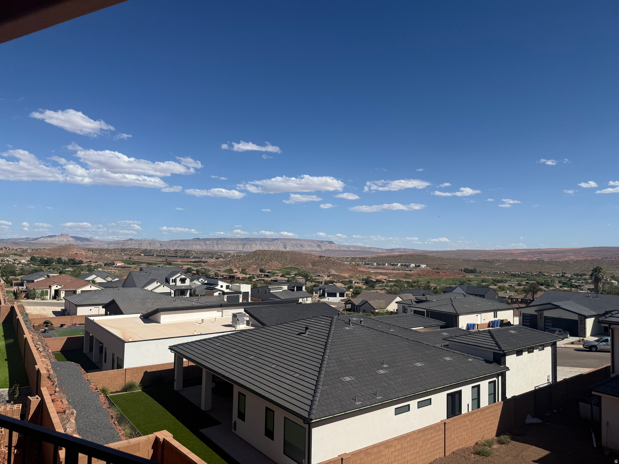 main property photo 14