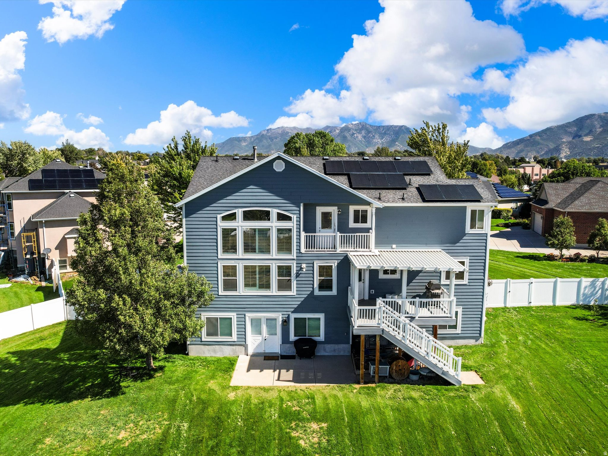 main property photo 45