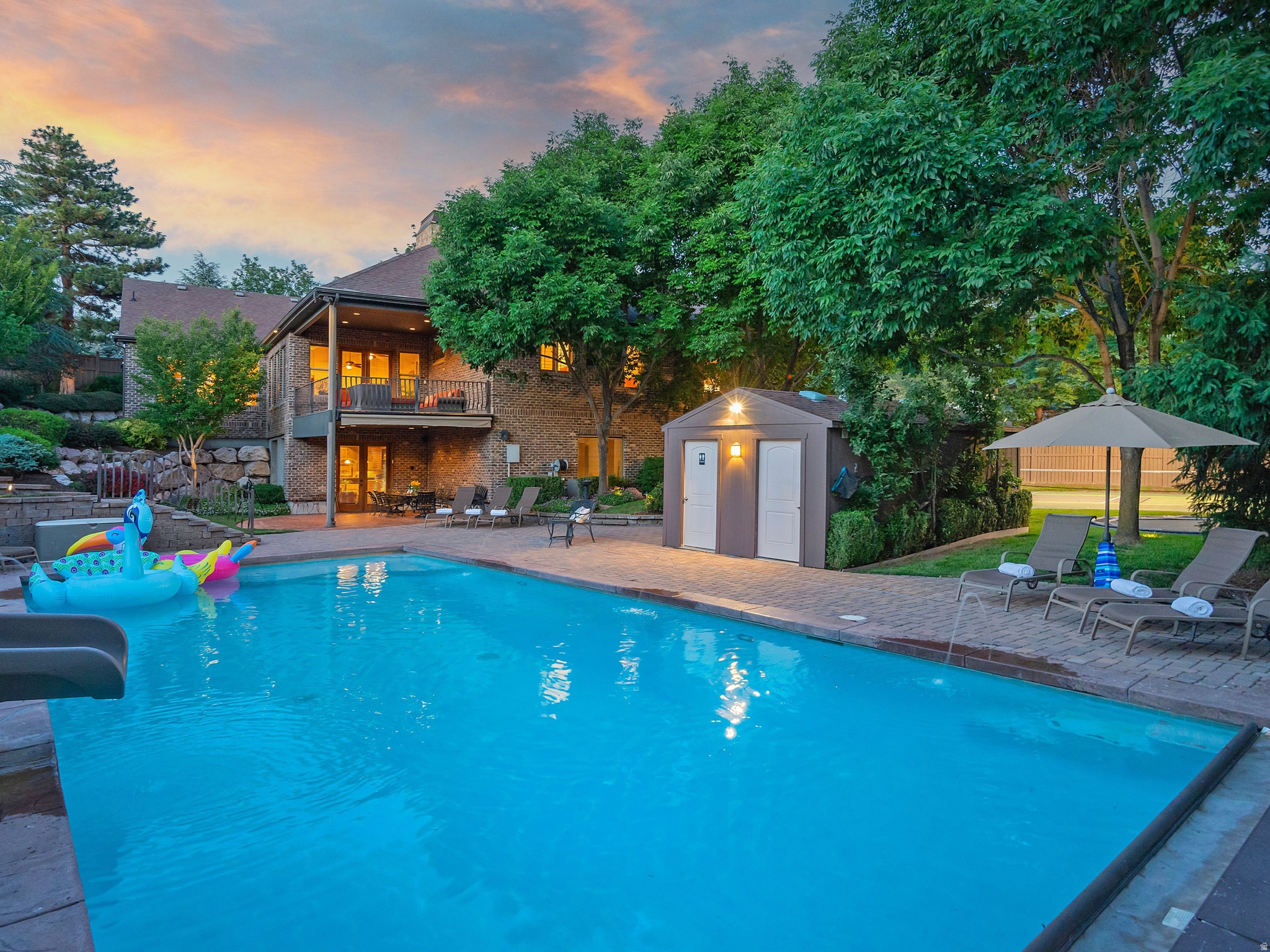 main property photo 50
