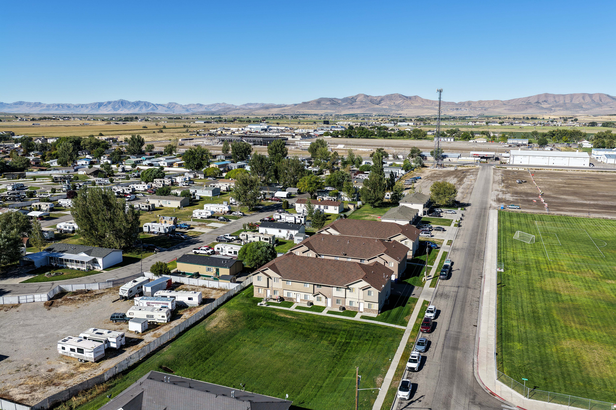 main property photo 22