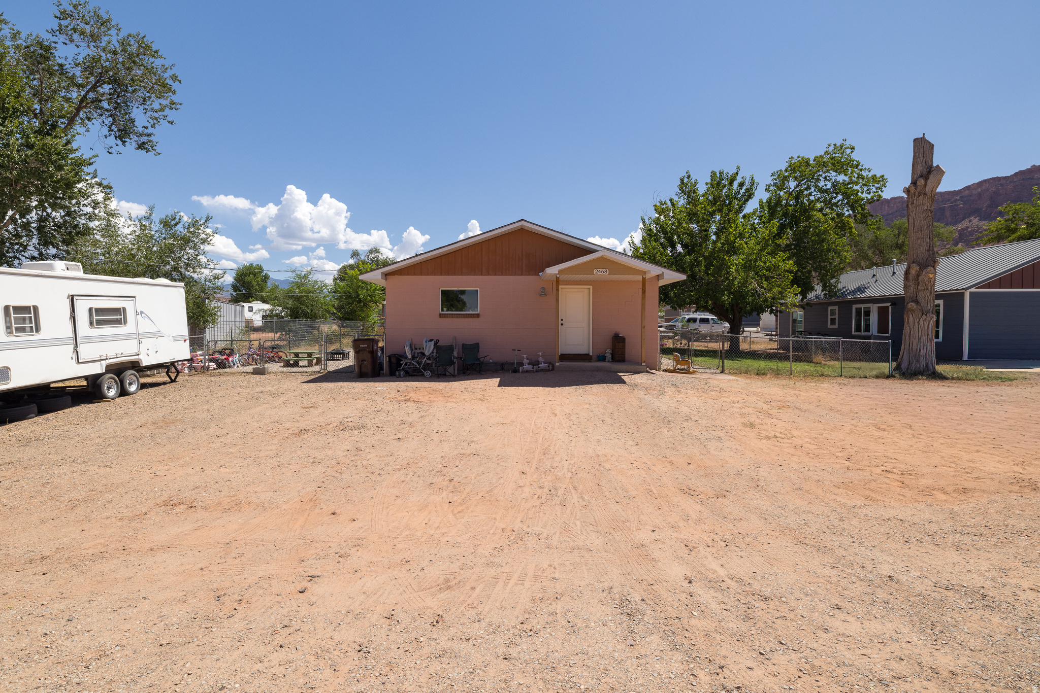 main property photo 15