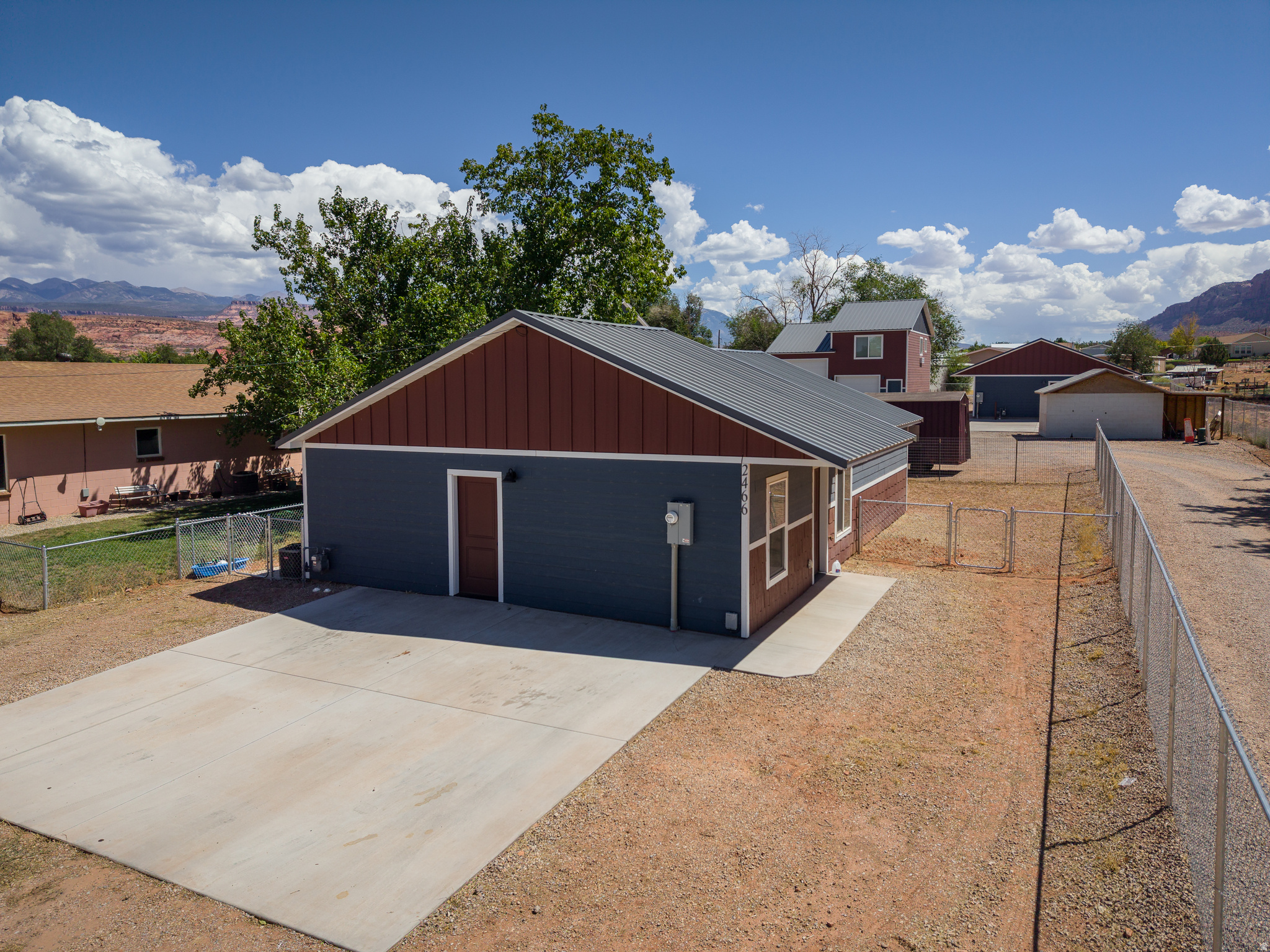 main property photo 35