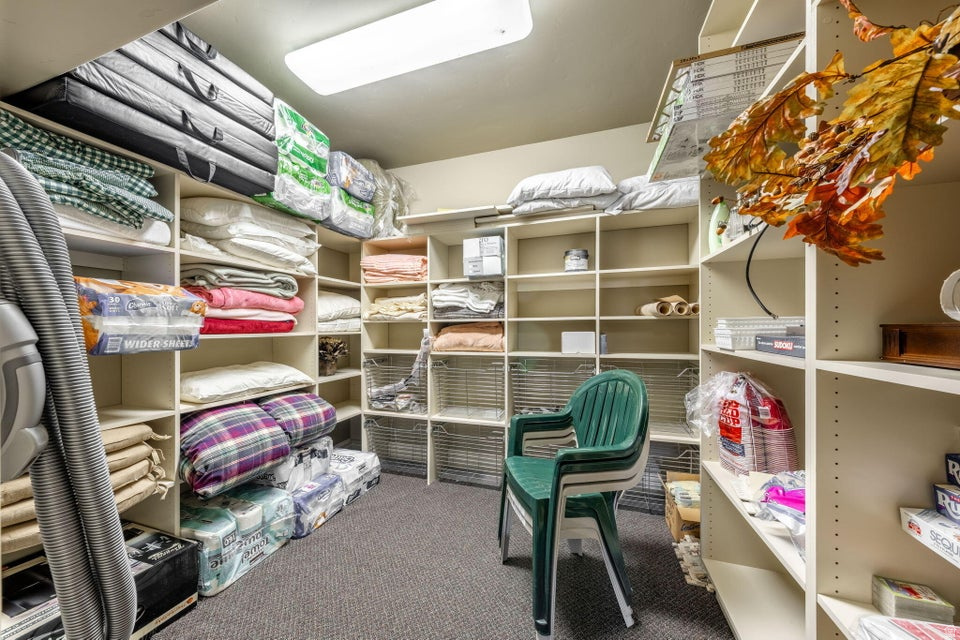 main property photo 76