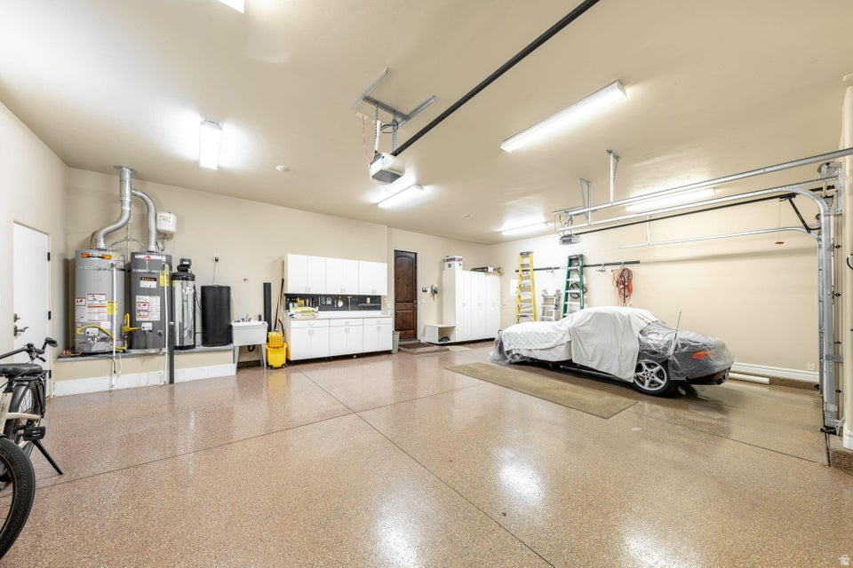 main property photo 79