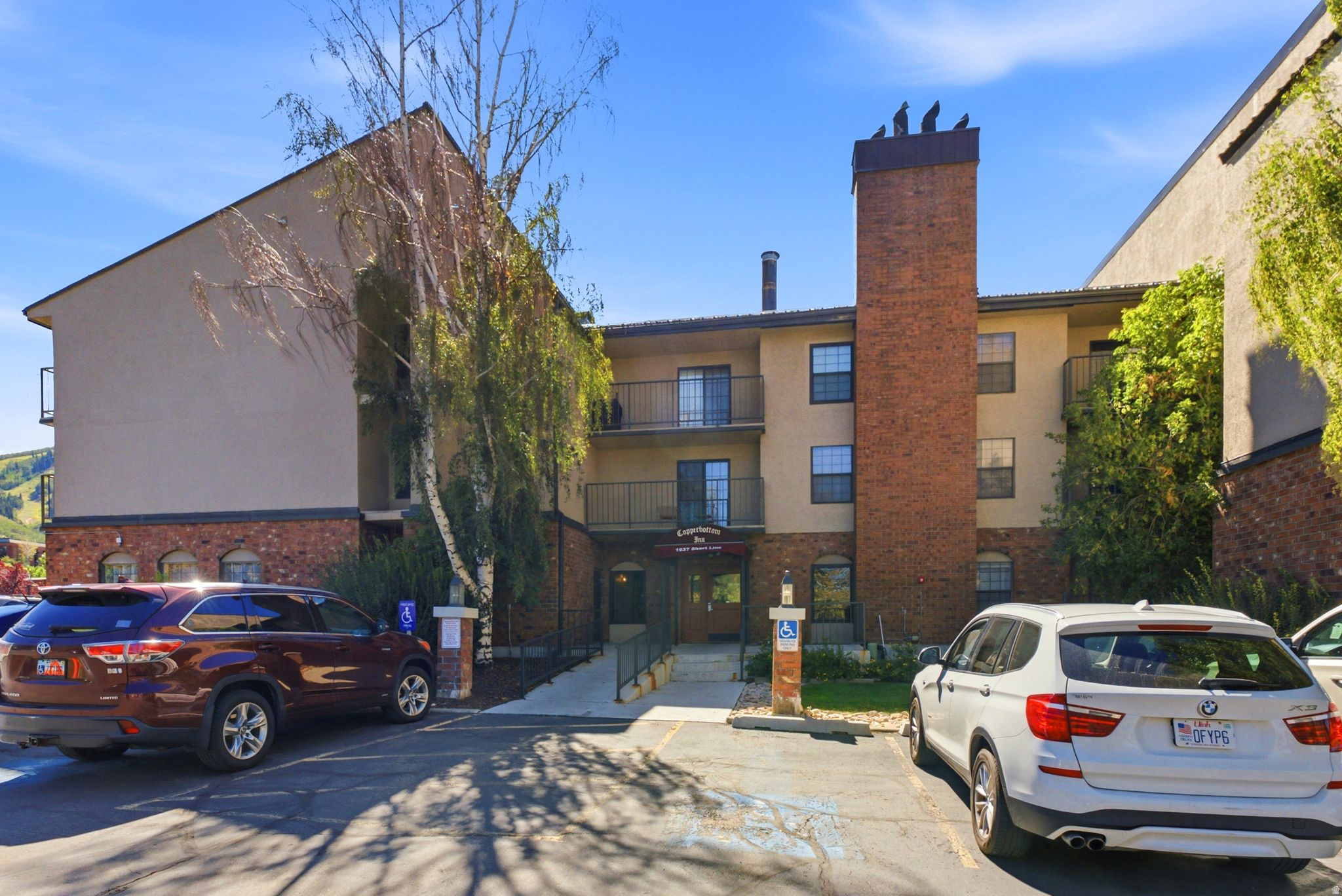 main property photo 16