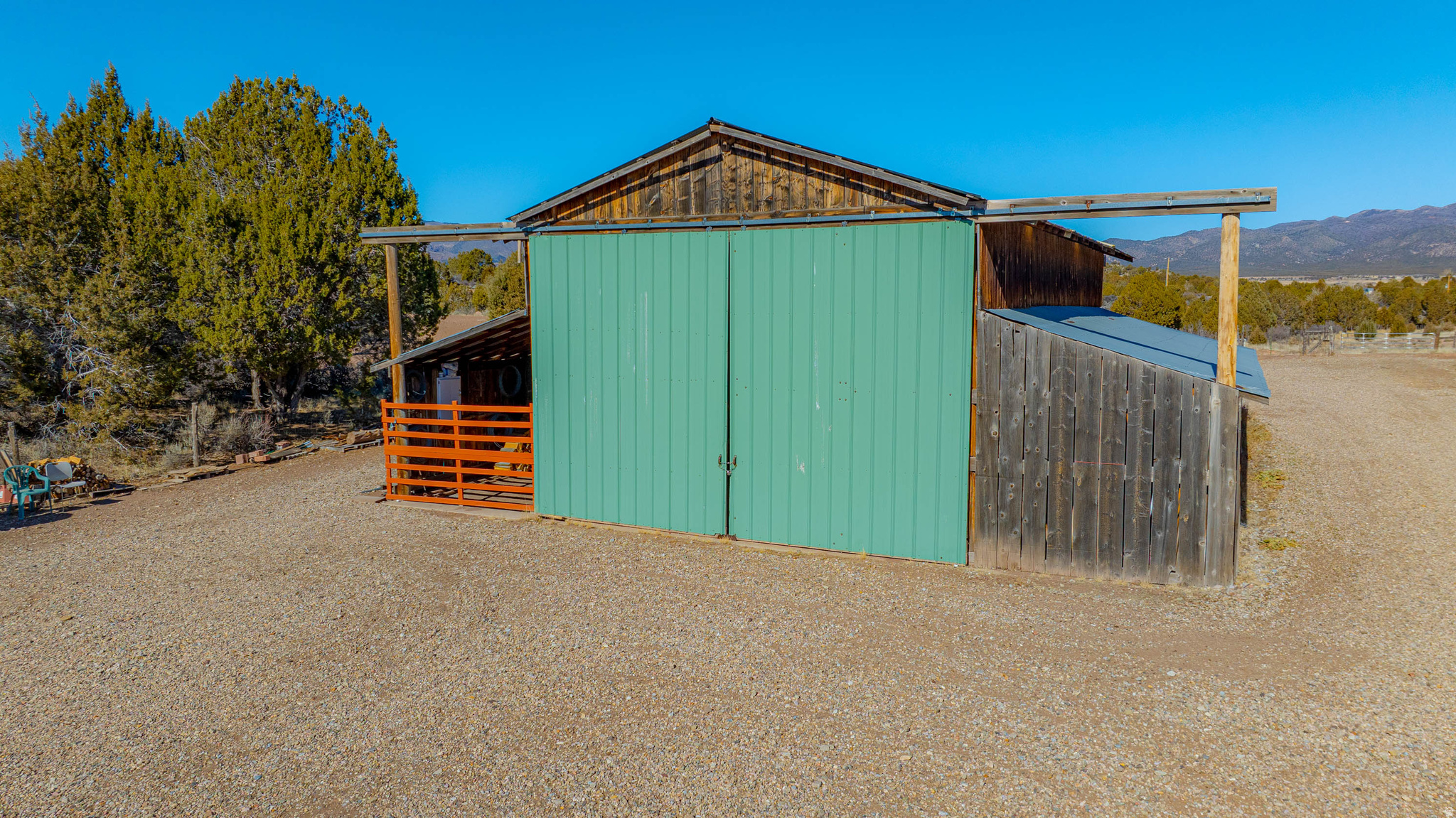 main property photo 79