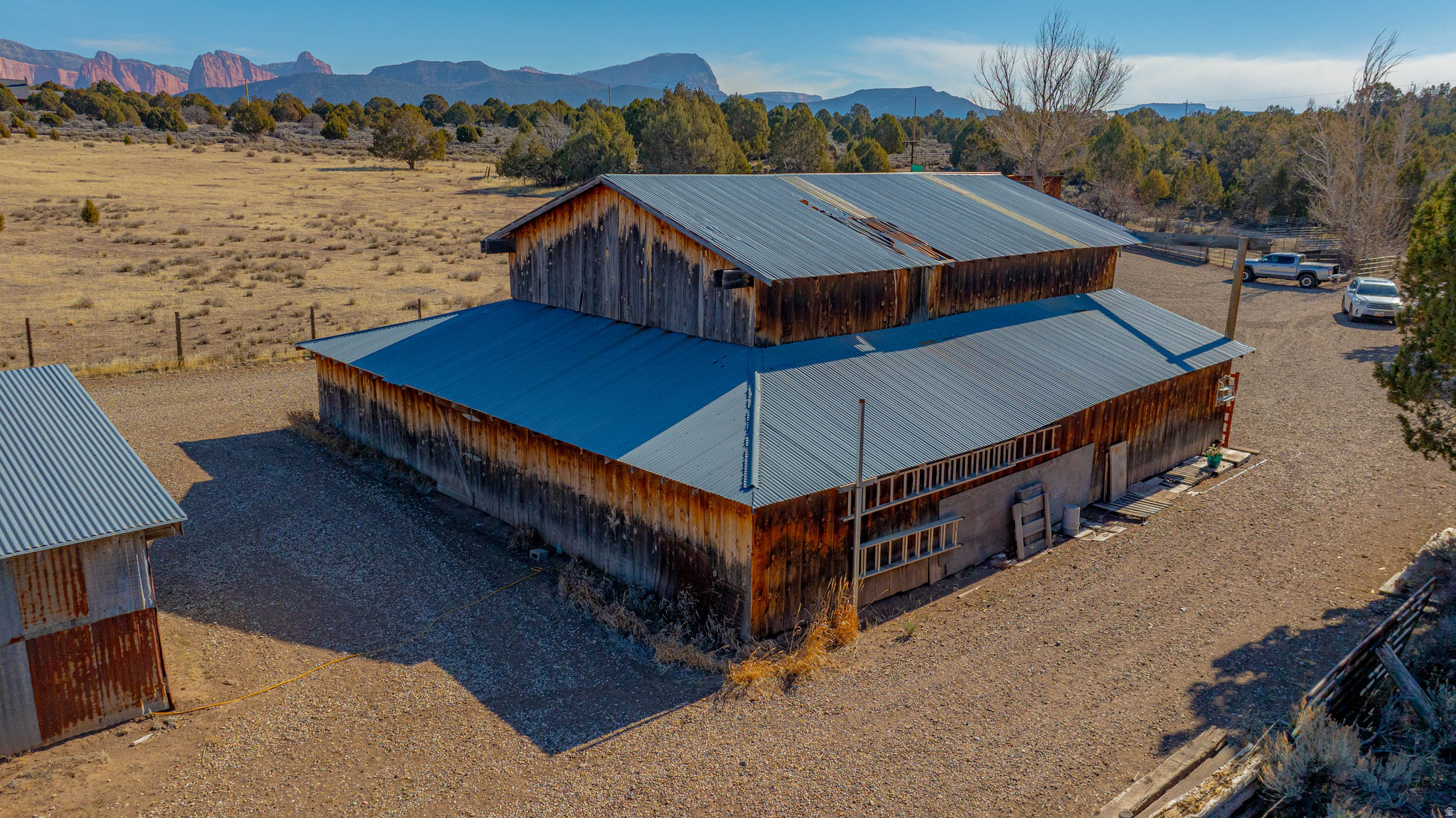 main property photo 81