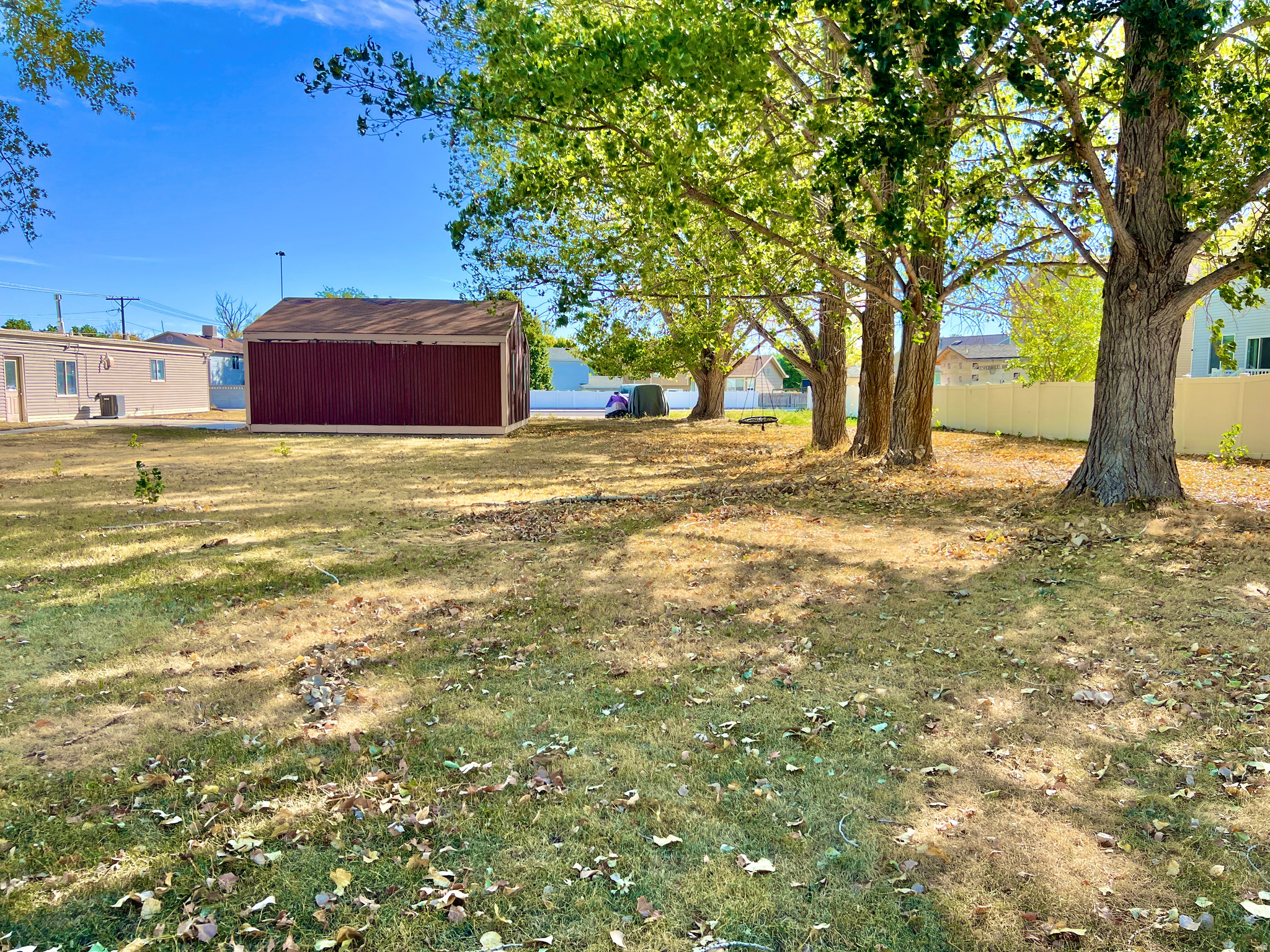 main property photo 20