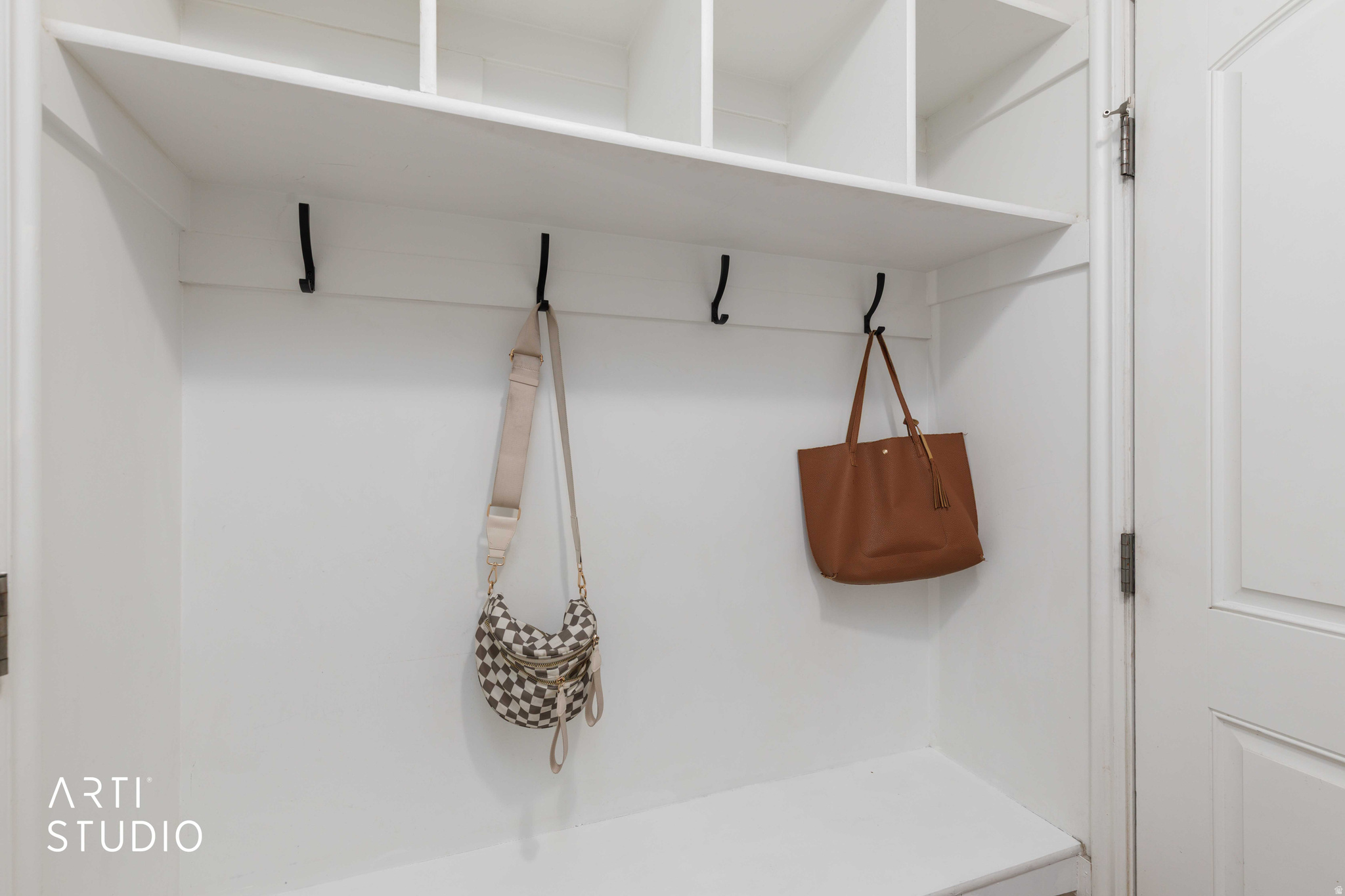 main property photo 14