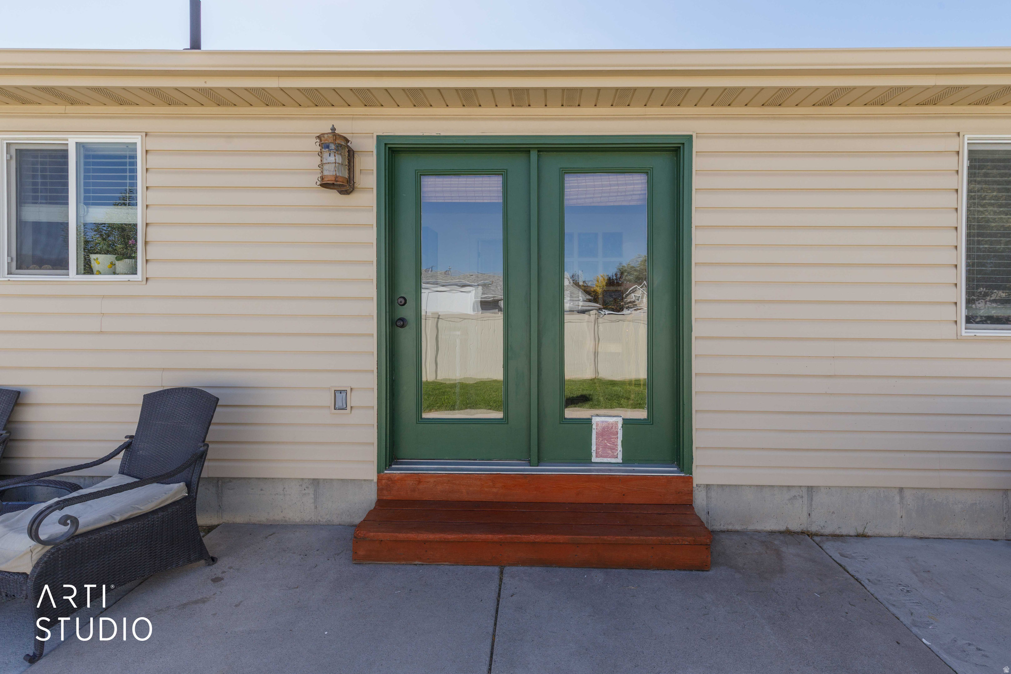 main property photo 25