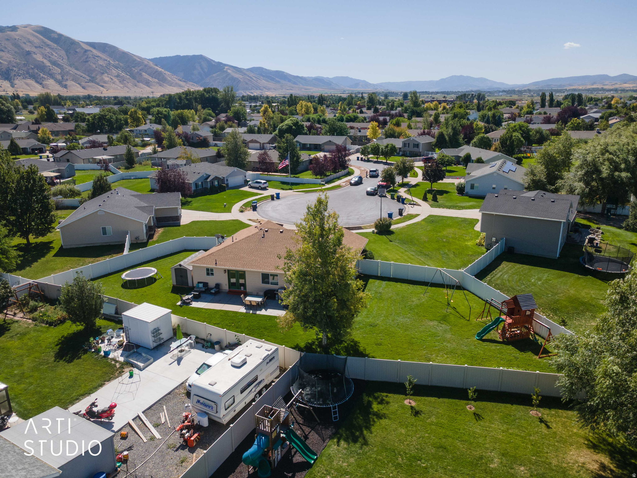 main property photo 39